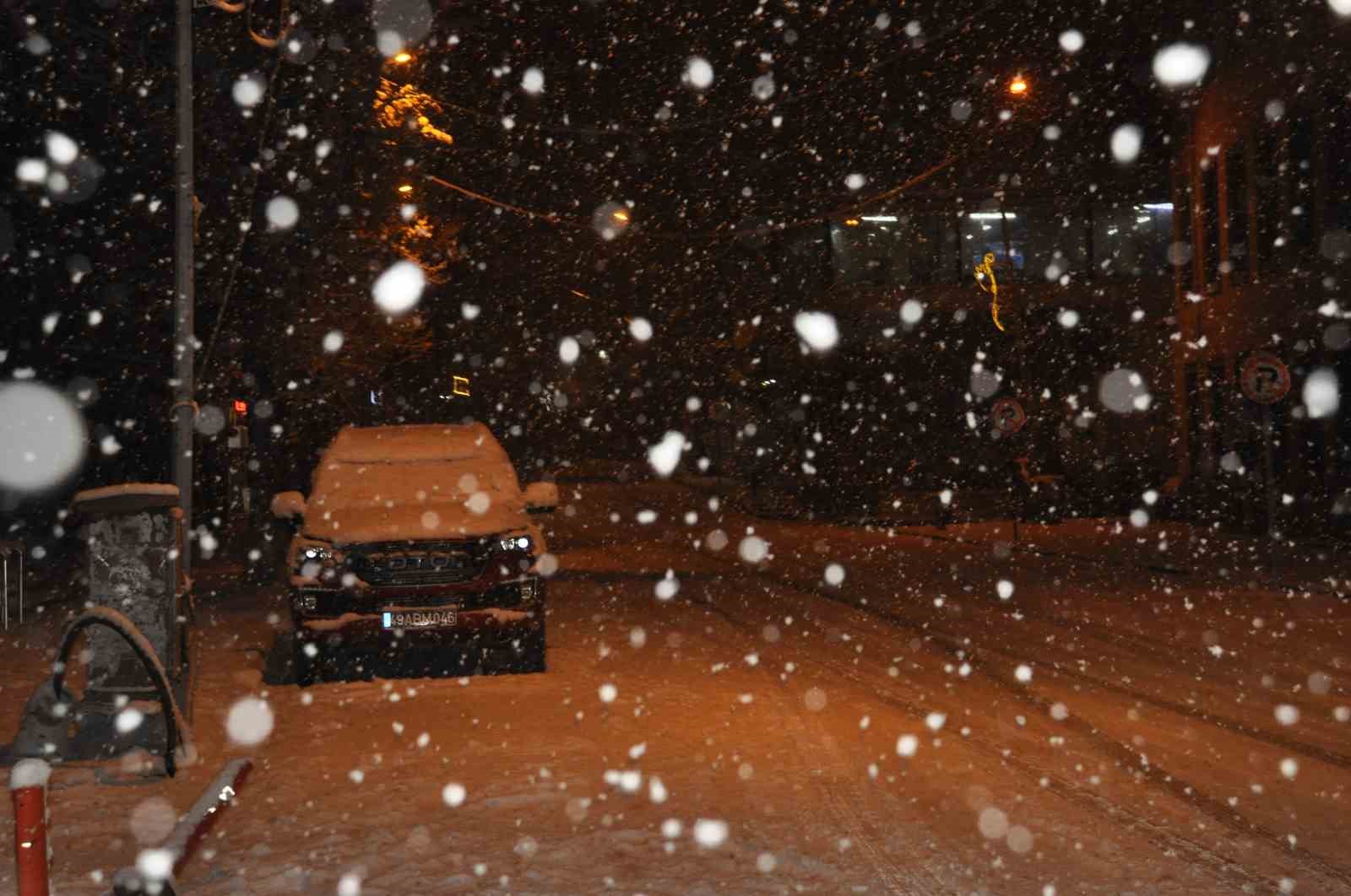 Bulanık Mart ayında beyaz büründü
