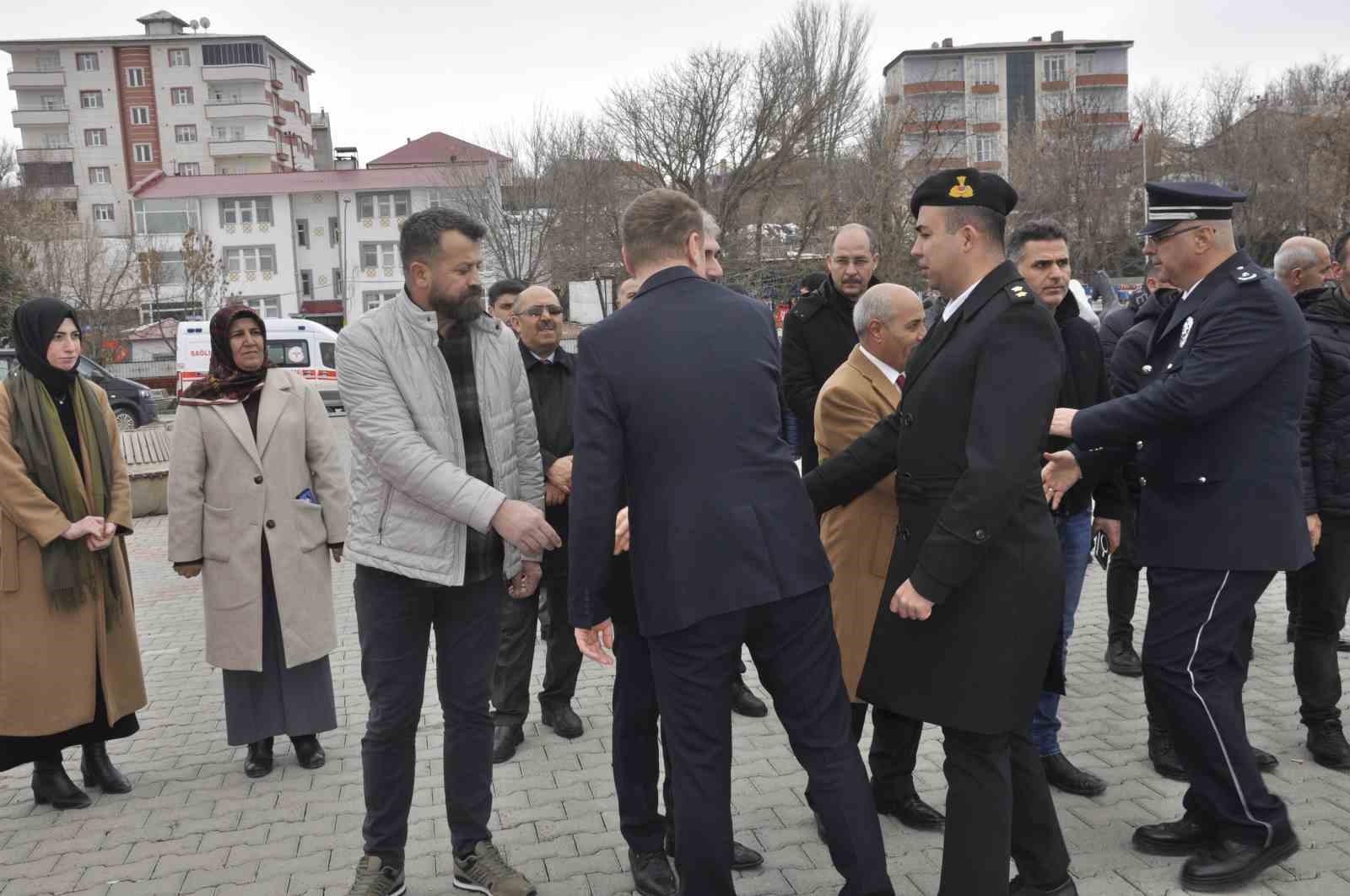 Bulanık’ta 18 Mart Şehitleri Anma Günü ve Çanakkale Deniz Zaferi’nin 111’inci yılı kutlandı
