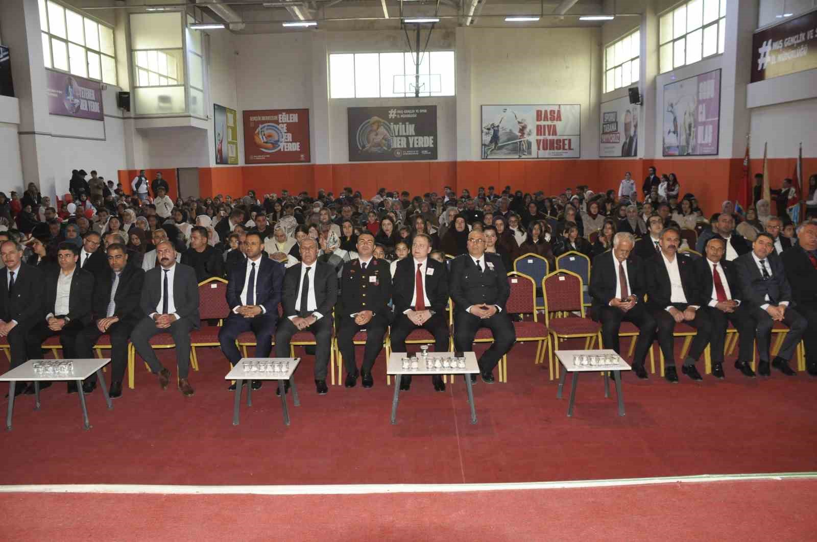 Bulanık’ta 23 Nisan Ulusal Egemenlik ve Çocuk Bayramı kutlandı
