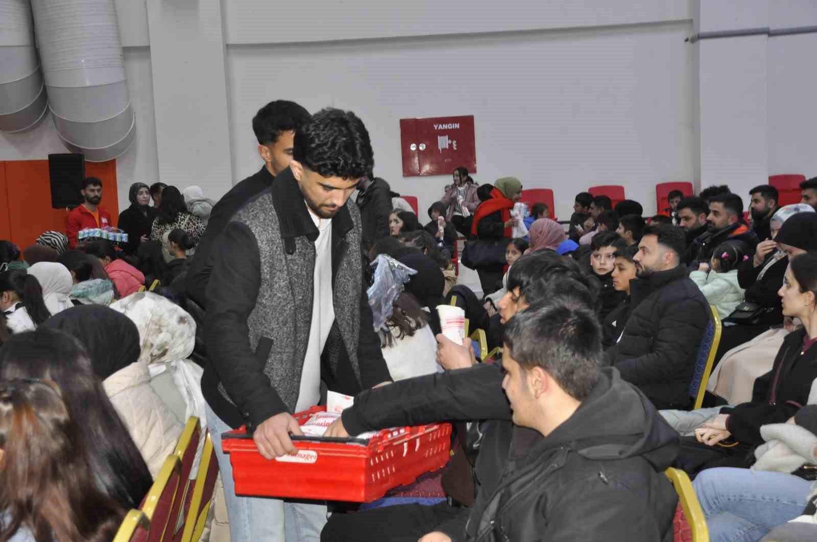 Bulanık’ta ’kürsübaşı ve çiğ köfte’ etkinliği
