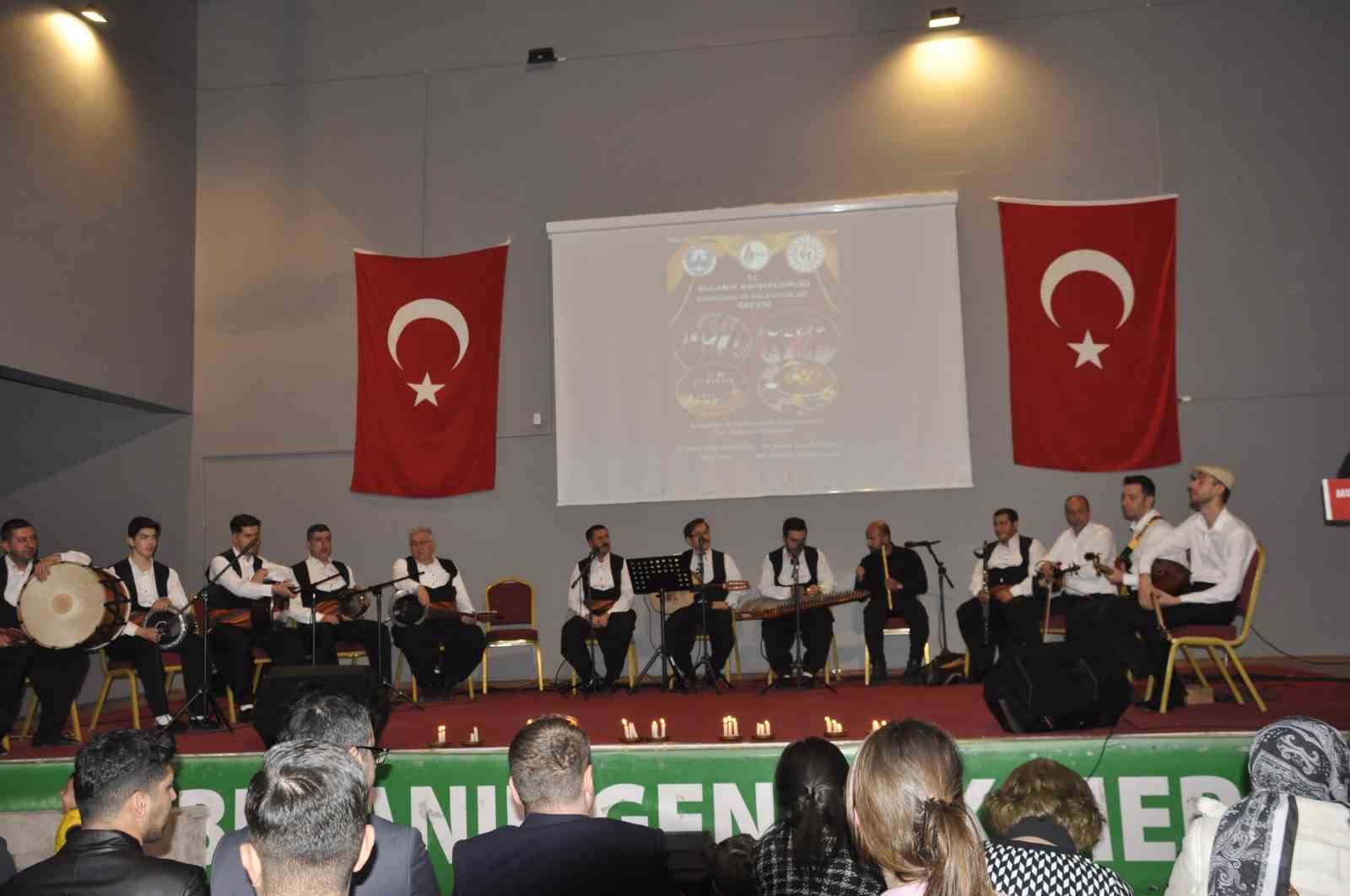 Bulanık’ta ’kürsübaşı ve çiğ köfte’ etkinliği
