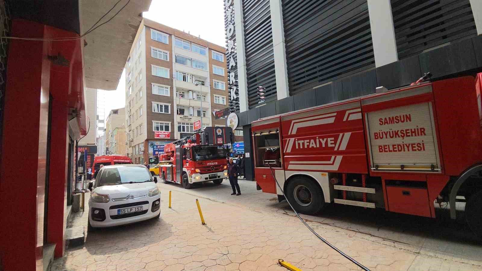 Bulaşık makinesi alev aldı, yangın büyümeden söndürüldü
