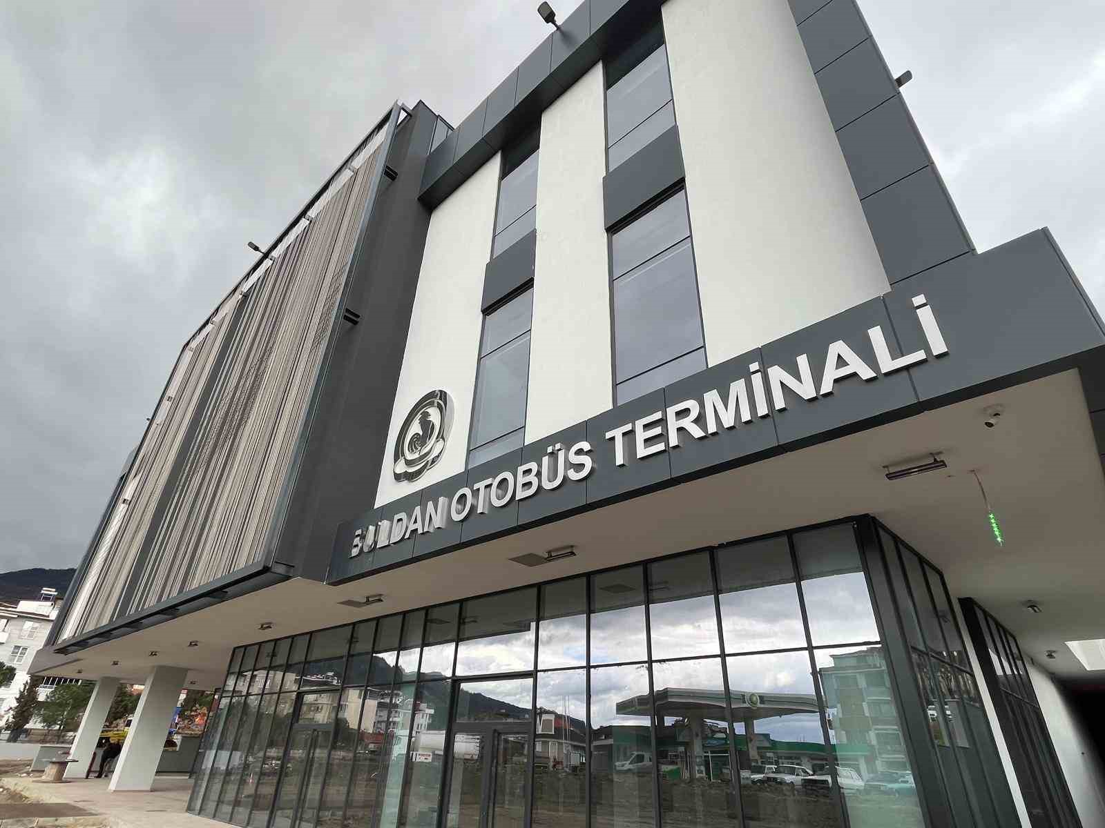 Buldan Santral Garajı ve Kapalı Pazaryerinde sona yaklaşıldı
