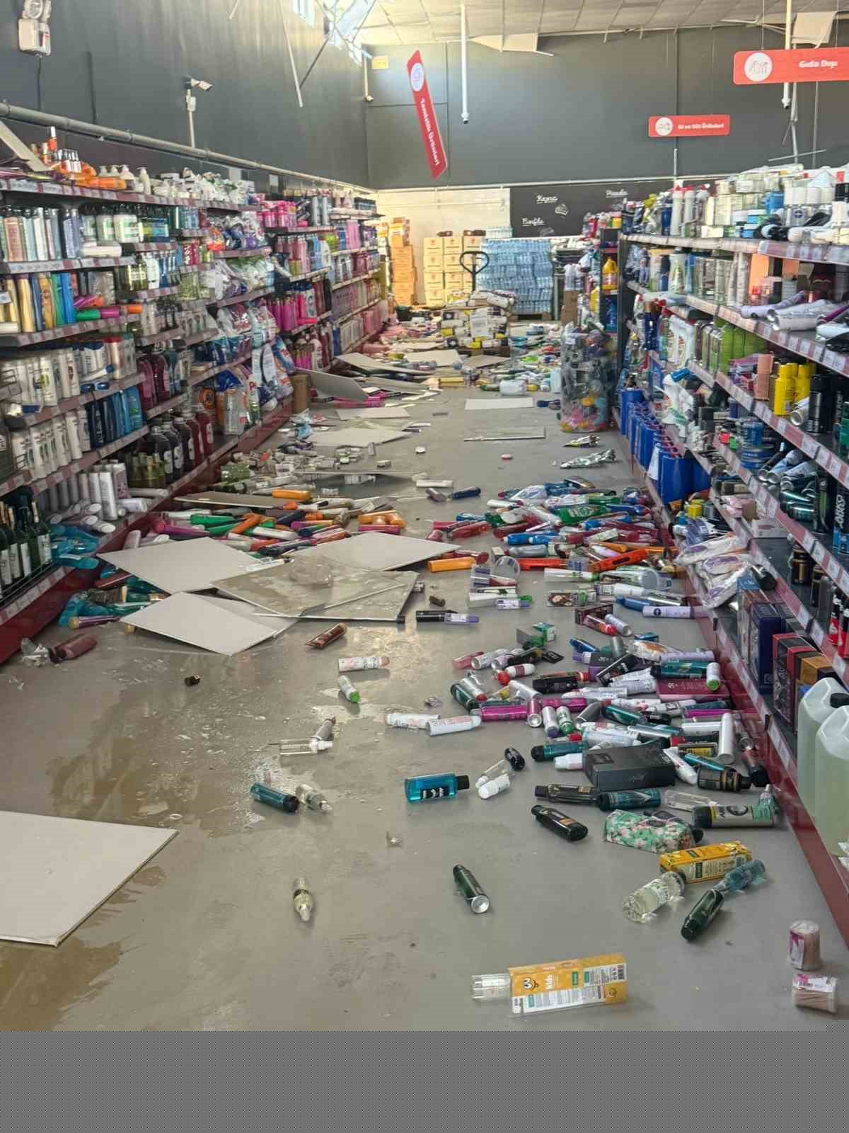 Buldan’da 5.1’lik depremin ardından bazı işletmelerde hasar meydana geldi
