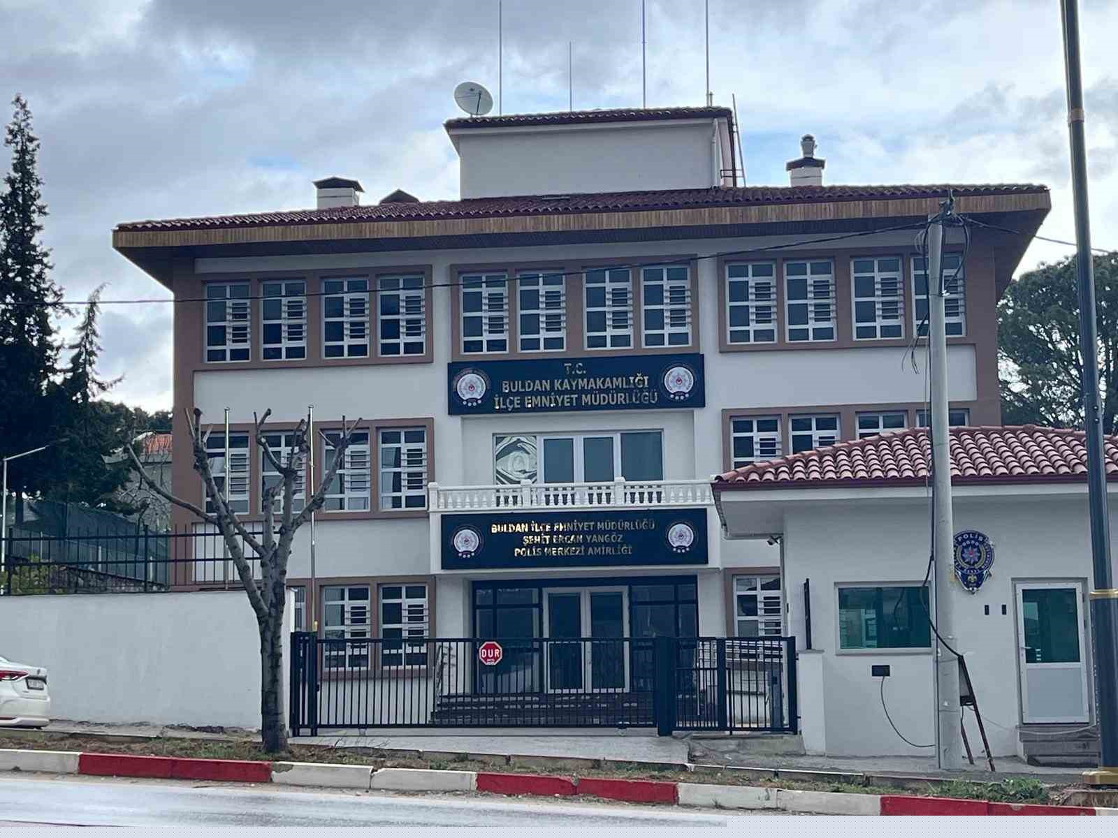 Buldan’da emniyeti yeni binasına taşındı

