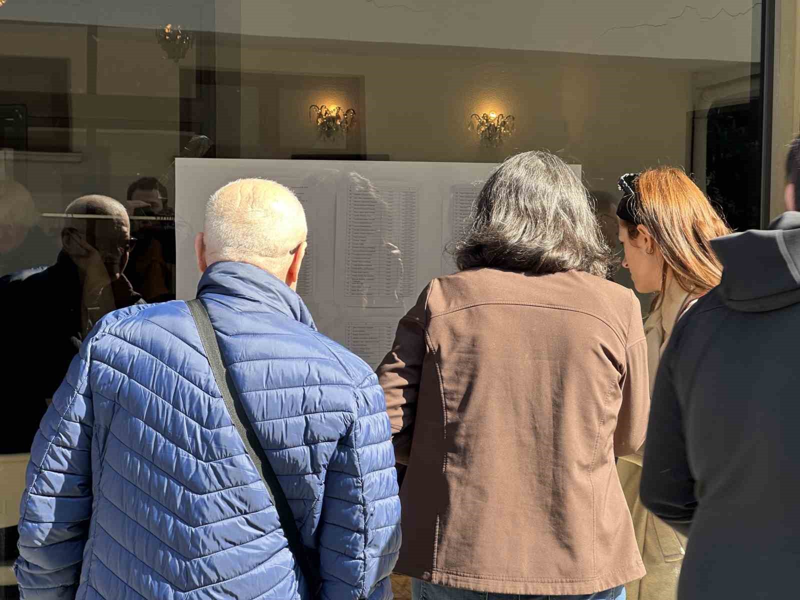 Bulgaristan 5 yılda 8’inci kez sandık başında: Türkiye’de 27 sandık kuruldu
