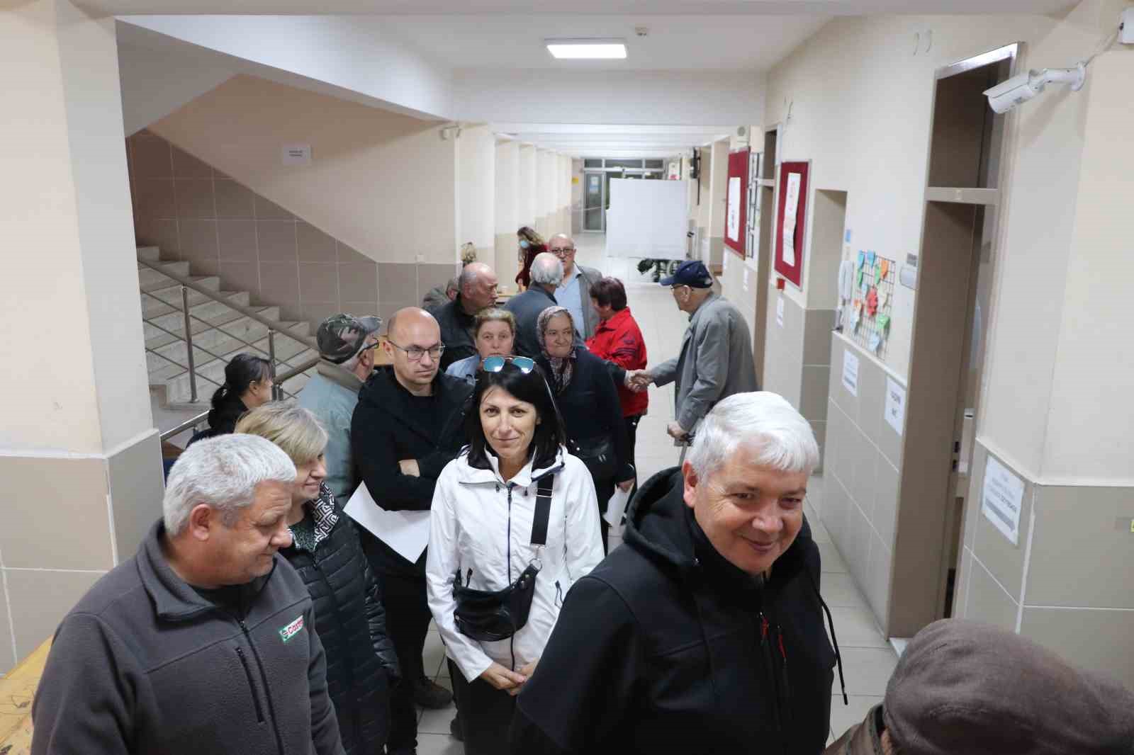 Bulgaristan seçimleri için Eskişehir’de vatandaşlar son 5 yılda 8’inci kez sandık başında
