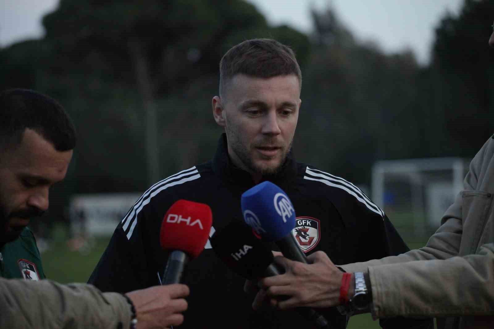 Burak Yılmaz: "Her maçı kazanmak istiyoruz"
