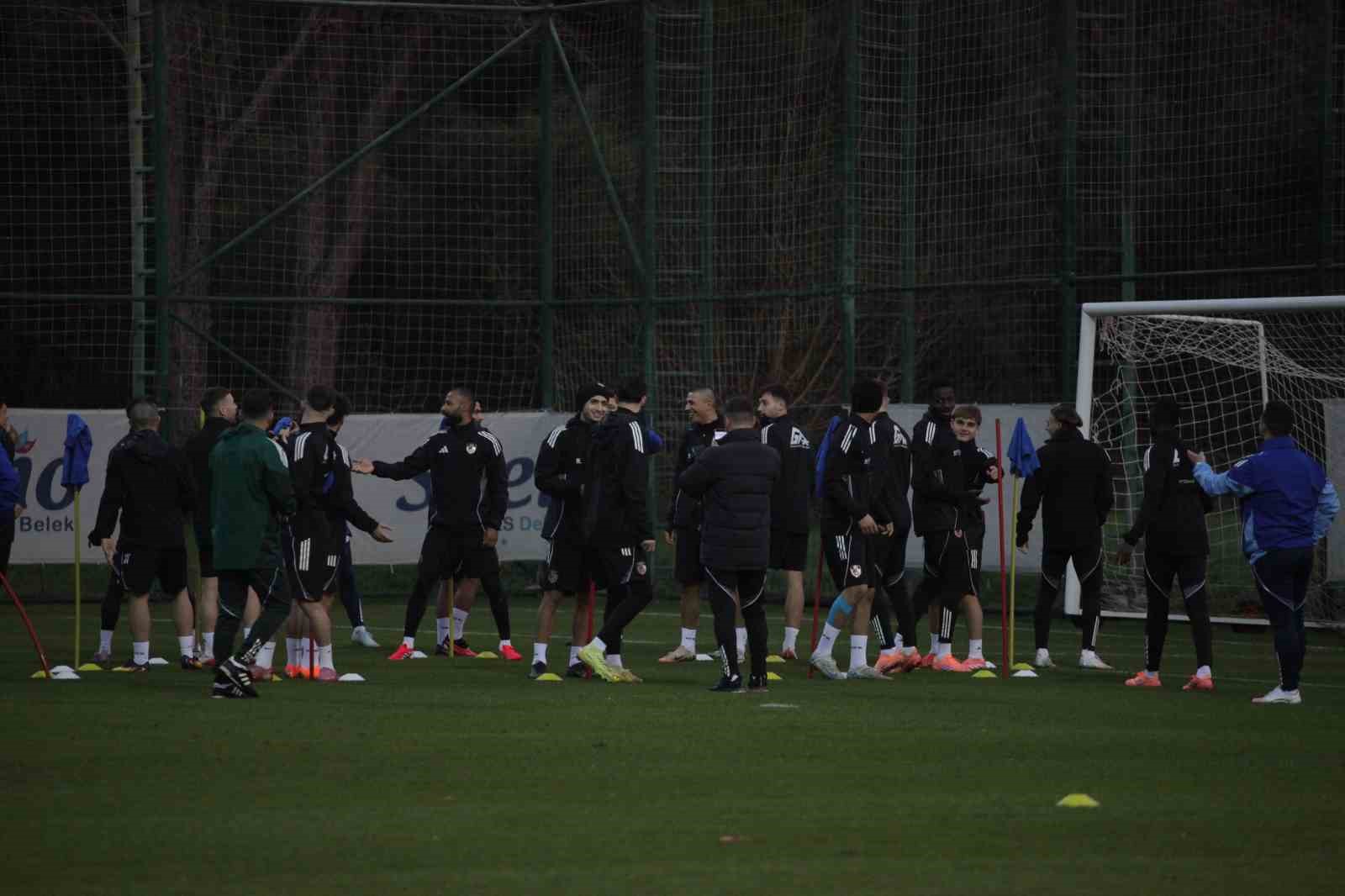 Burak Yılmaz: "Her maçı kazanmak istiyoruz"
