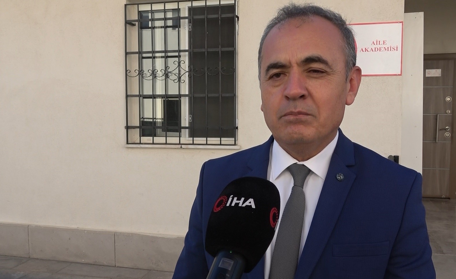 Burdur Aile Akademisi’nde aile içi iletişim ve şiddetle mücadele eğitimleri aralıksız sürüyor
