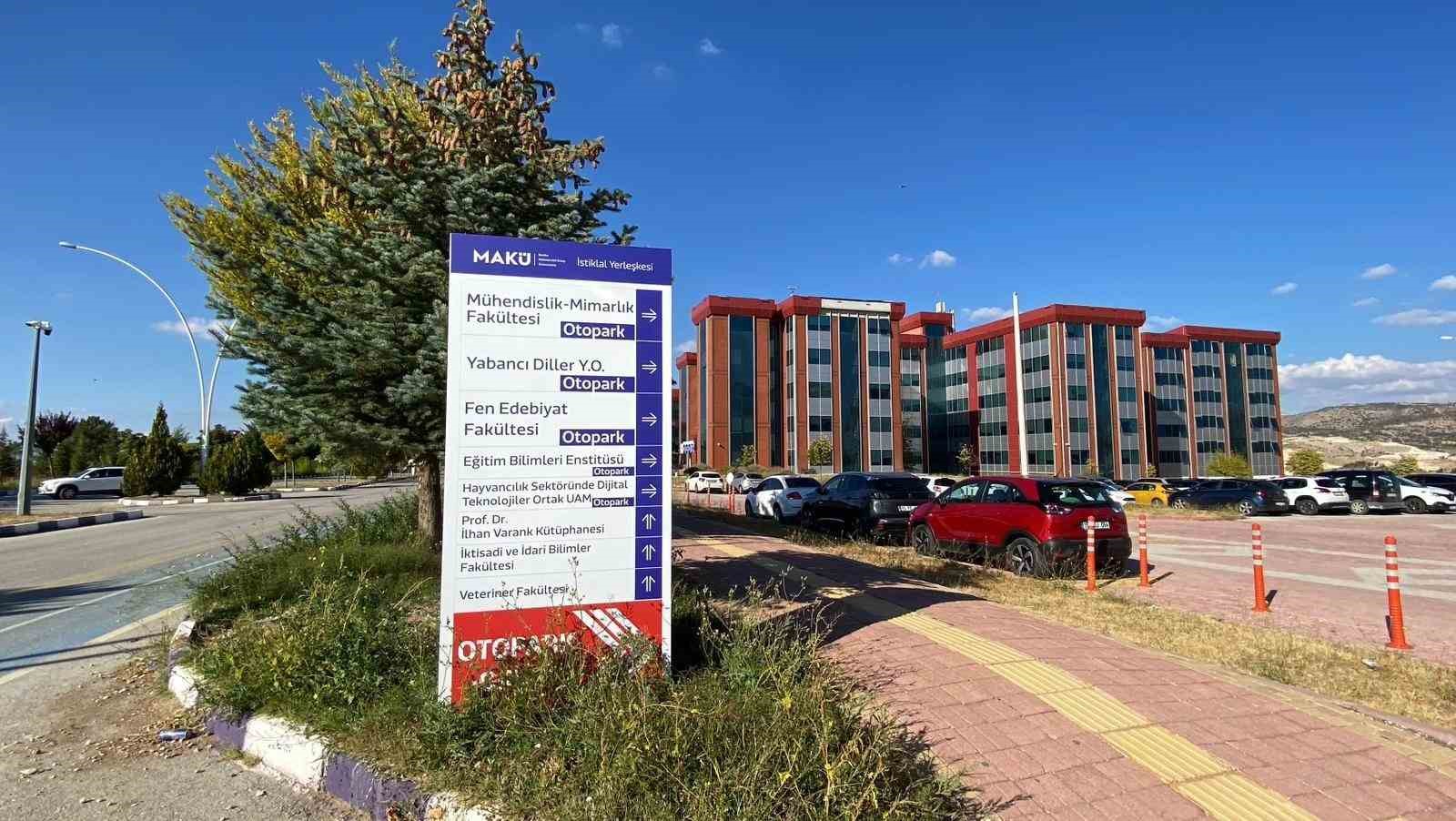 Burdur Mehmet Akif Ersoy Üniversitesi’nde taciz içerikli mesajlara meslekten ihraç
