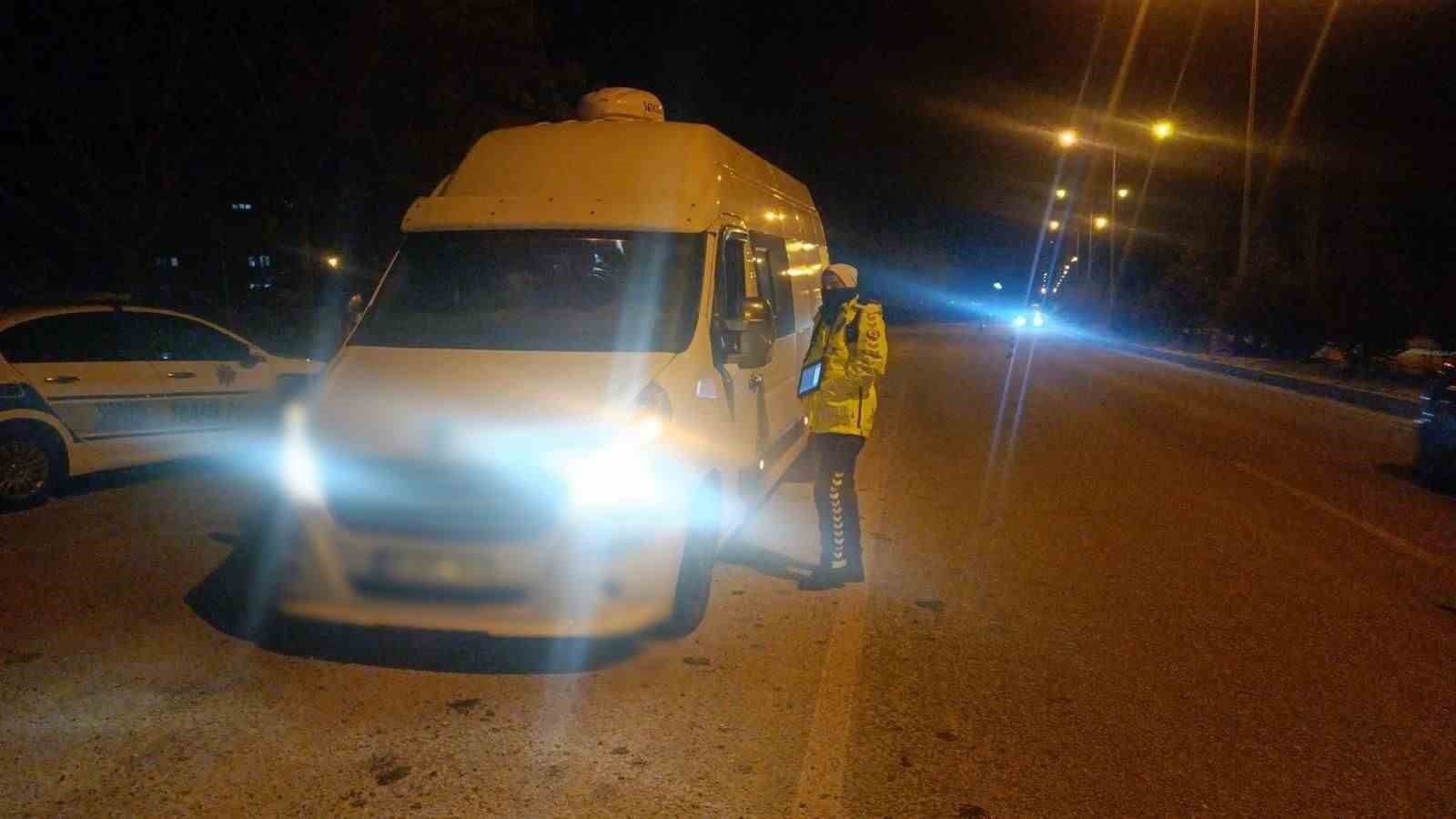 Burdur’da  669 araç ve sürücüsü kontrol edildi
