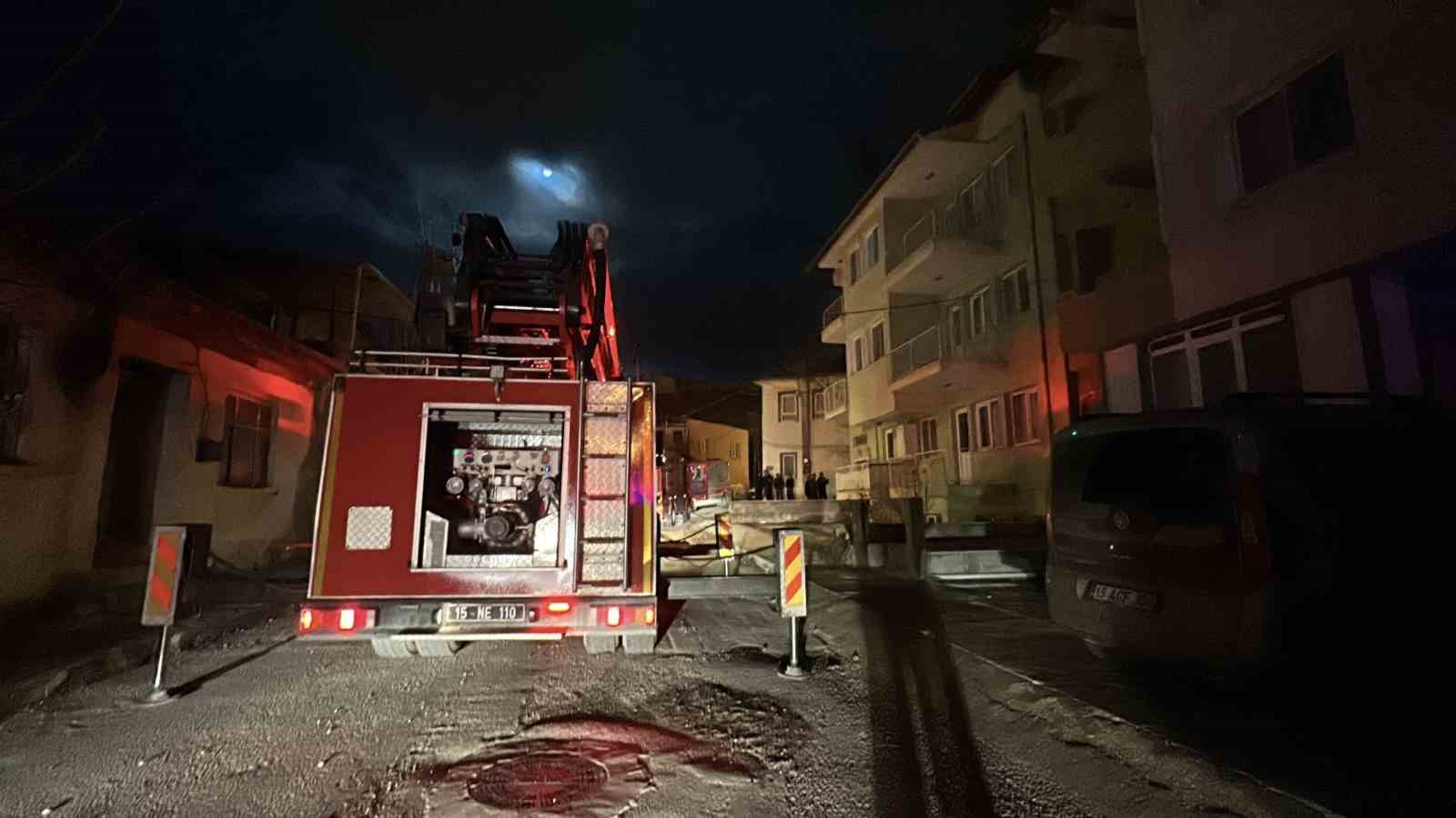 Burdur’da baca yangını korkuttu
