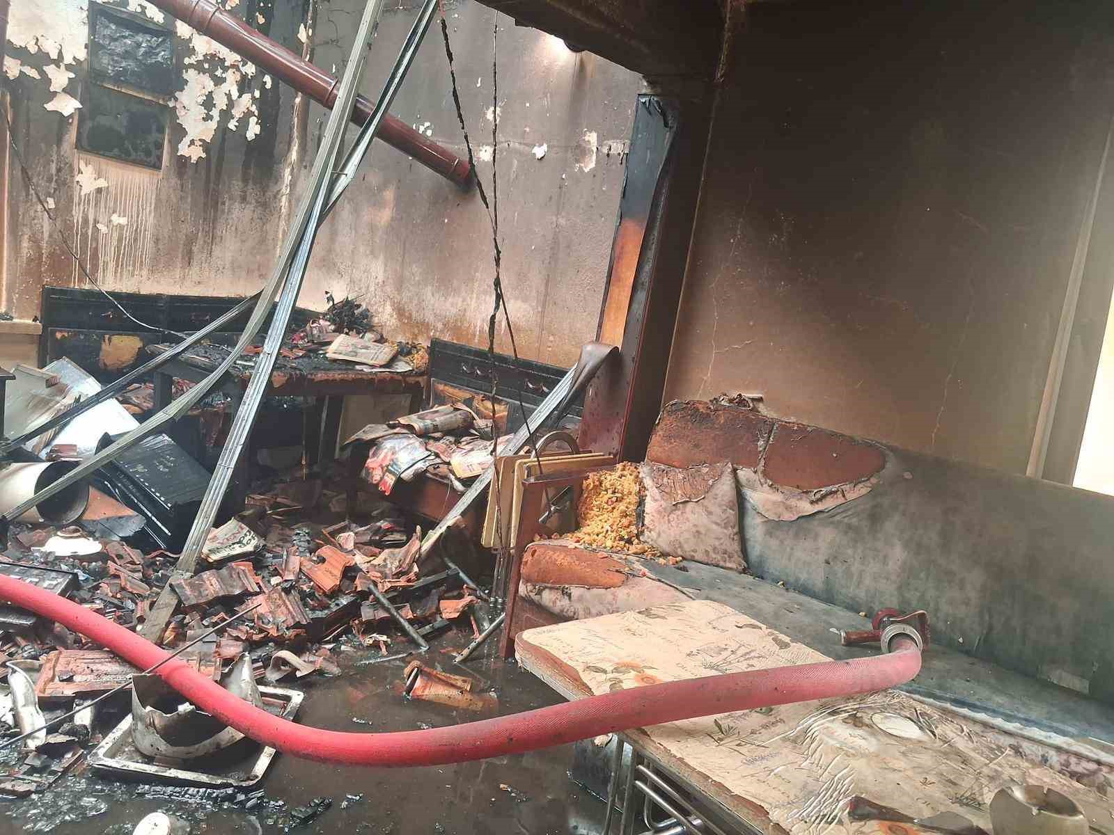 Burdur’da müstakil evde yangın paniği
