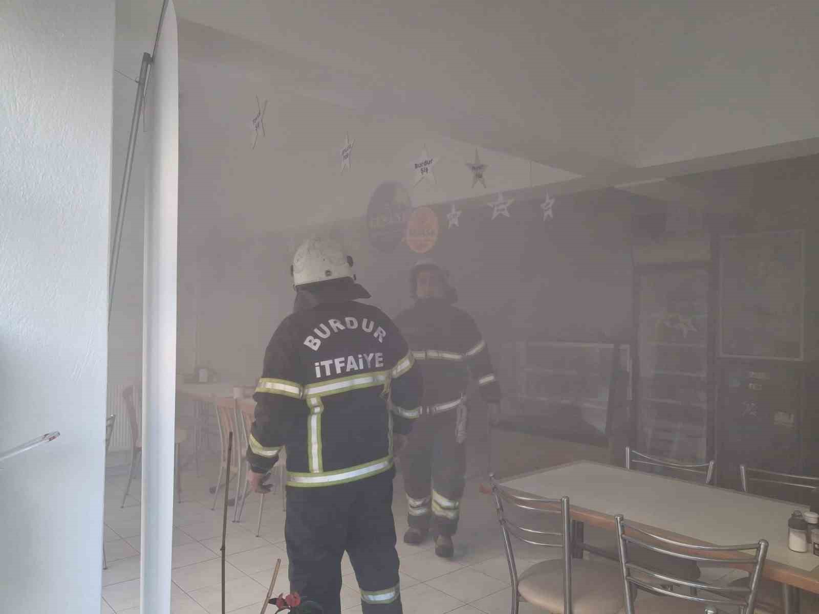 Burdur’da pide salonunda doğalgaz patlaması: 1 yaralı
