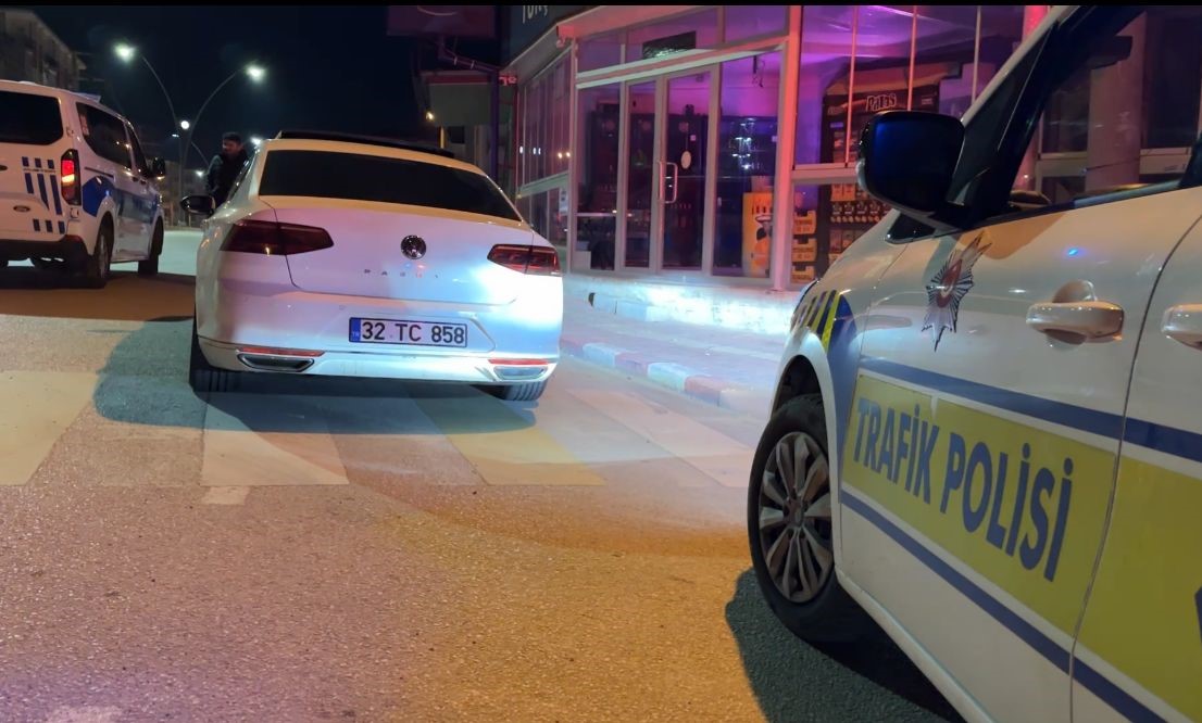 Burdur’da tehlikeli araç kullandı, yakalandığında alkollü çıktı
