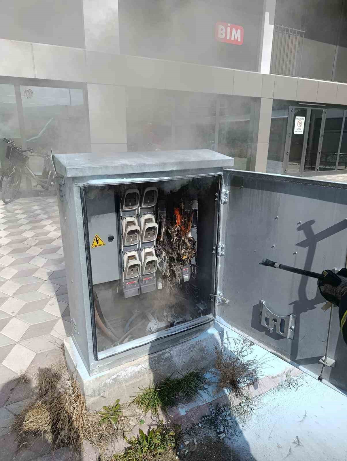 Burdur’da trafoda yangın paniği
