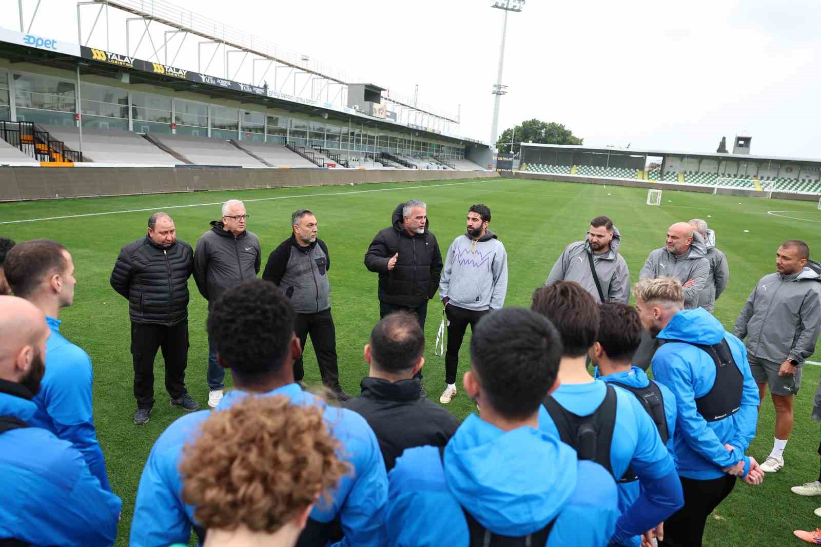 Burhan Eşer: "Zor bir karşılaşma olacak"
Burhan Eşer: "Zor bir karşılaşma olacak"