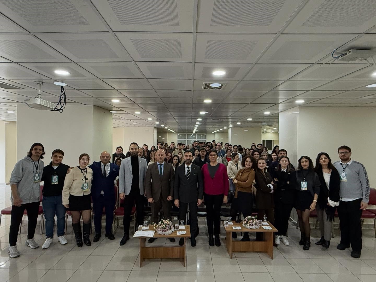 Burhaniye’de Kariyer Günleri devam ediyor
