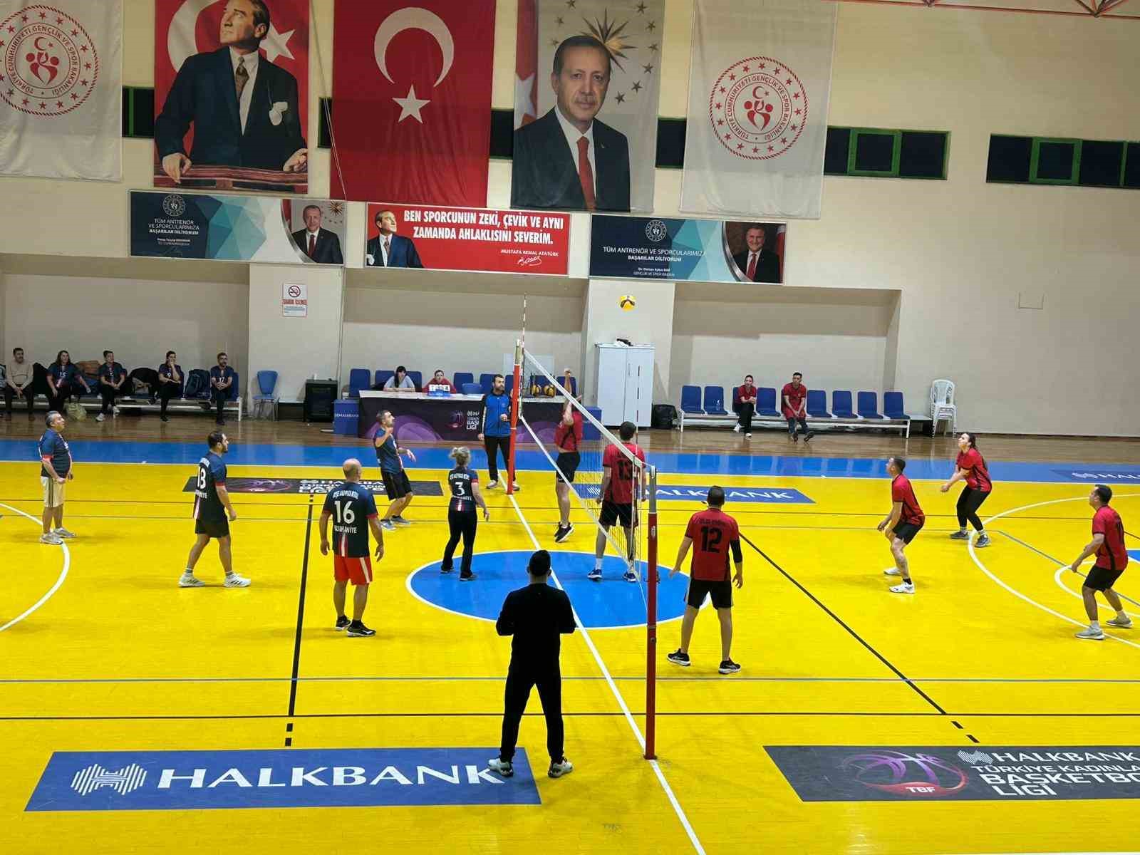 Burhaniye’de Ramazan coşkusuna spor heyecanıda eşlik ediyor
