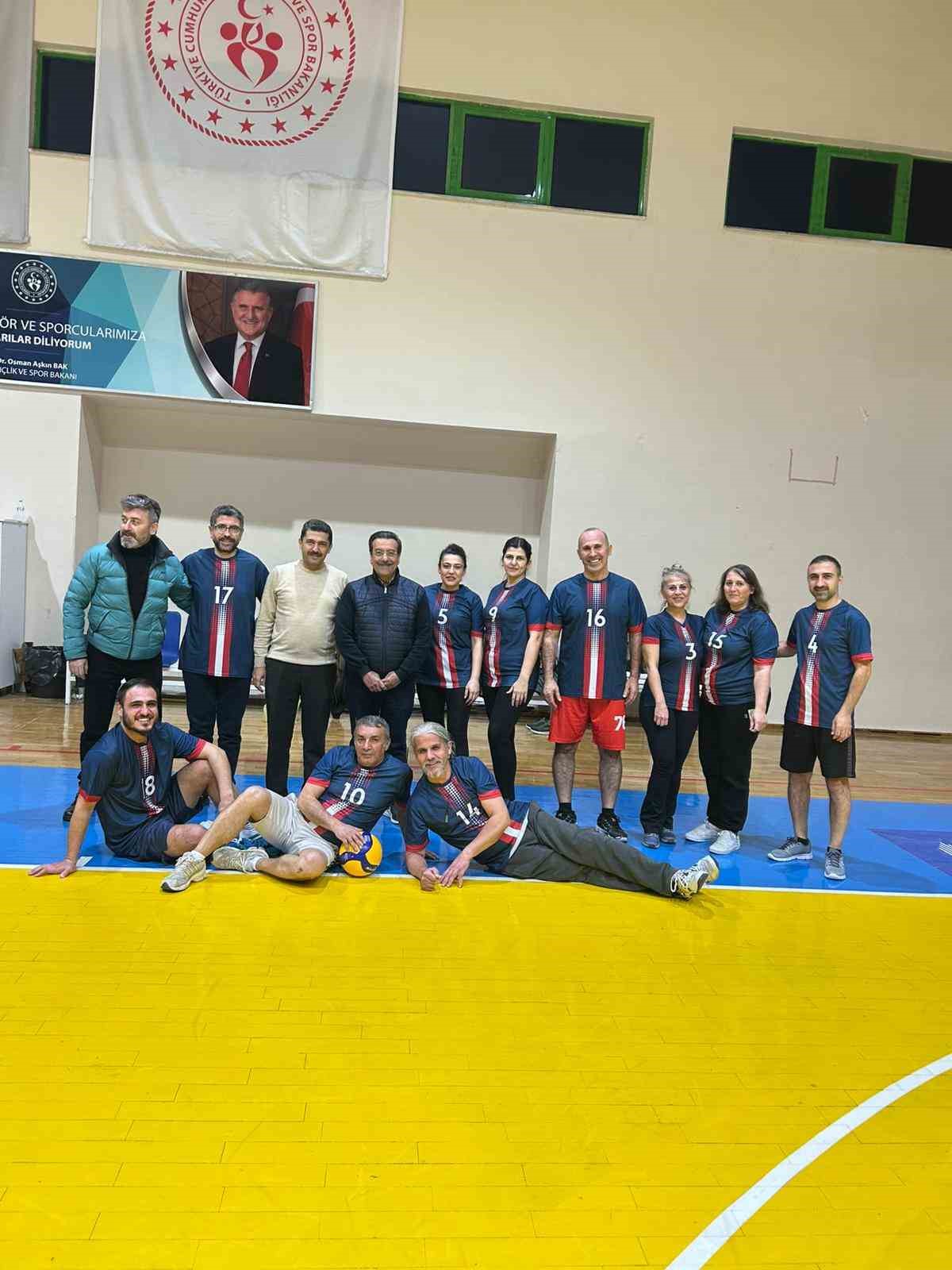 Burhaniye’de Ramazan coşkusuna spor heyecanıda eşlik ediyor
