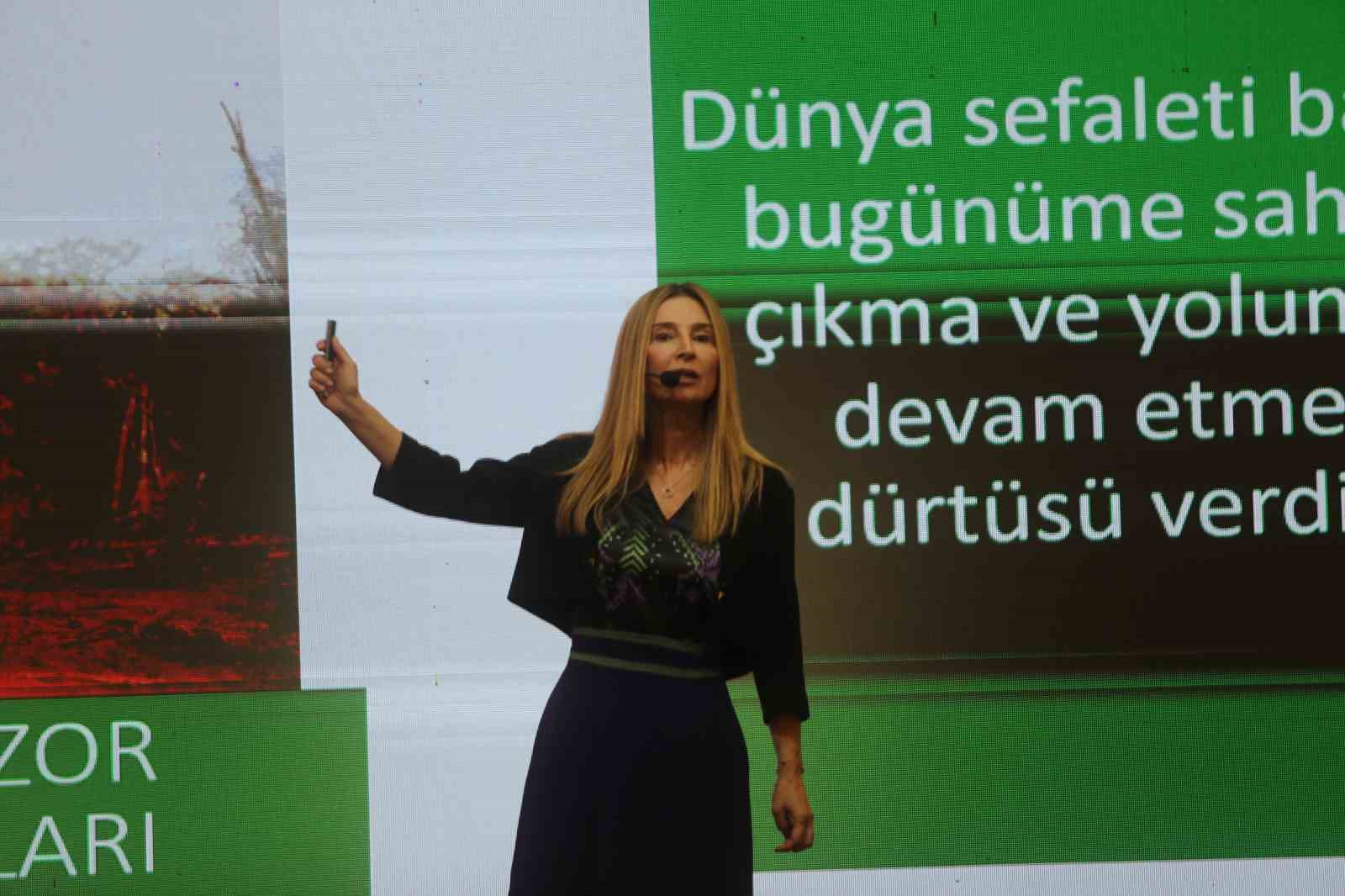 Bursa iş dünyası BUSİAD’ın geleneksel iftarında bir araya geldi
