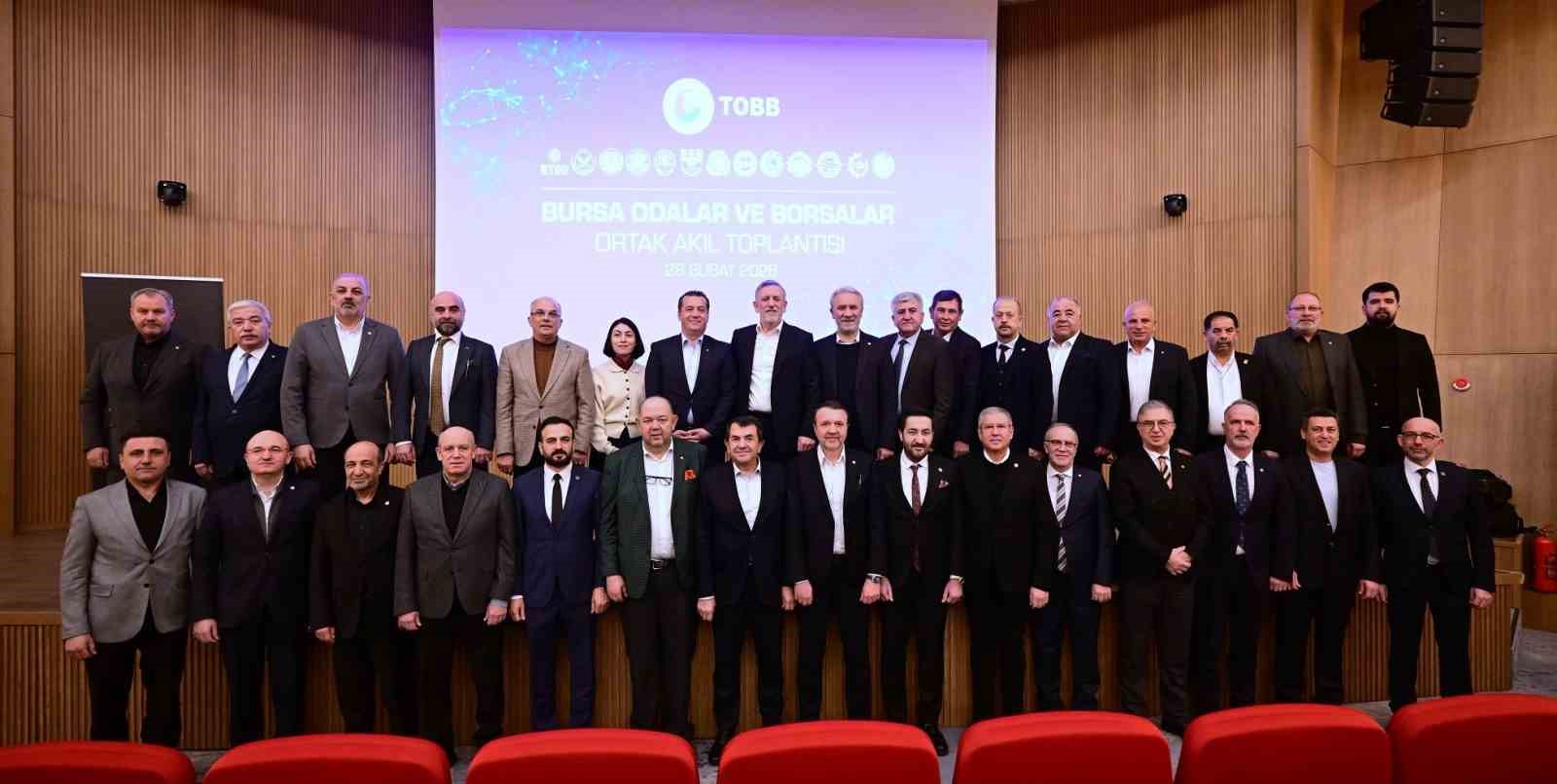 Bursa iş dünyası ‘Ortak akıl toplantısında bir araya geldi
Bursa iş dünyası ‘Ortak akıl toplantısında bir araya geldi