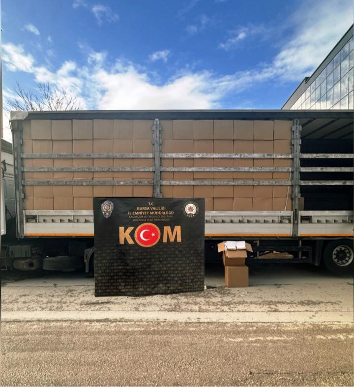 Bursa’da 10 milyon 510 bin adet kaçak makaron ele geçirildi
