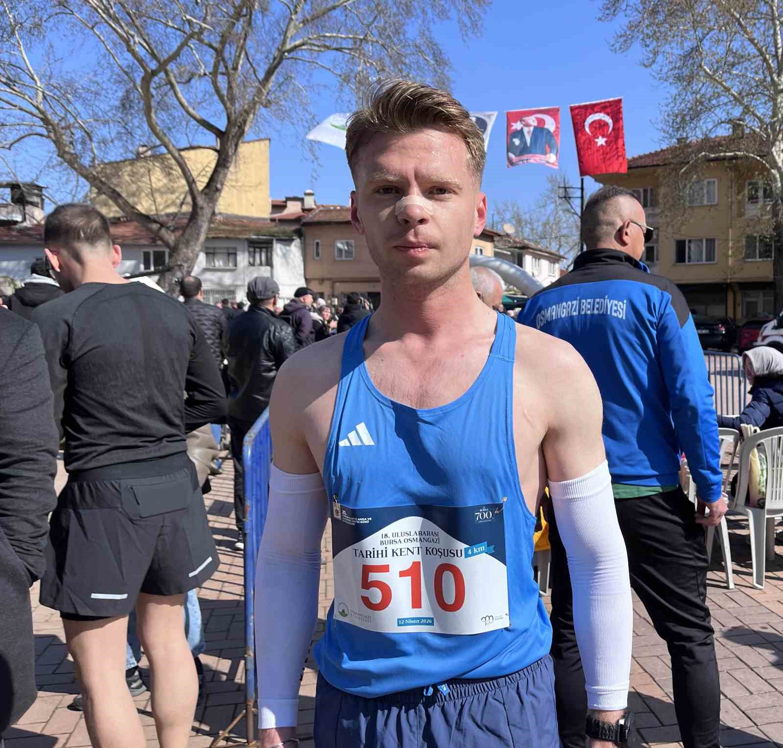 Bursa’da 18. Uluslararası Osmangazi Tarihi Kent Koşusu gerçekleştirildi
Bursa’da 18. Uluslararası Osmangazi Tarihi Kent Koşusu gerçekleştirildi