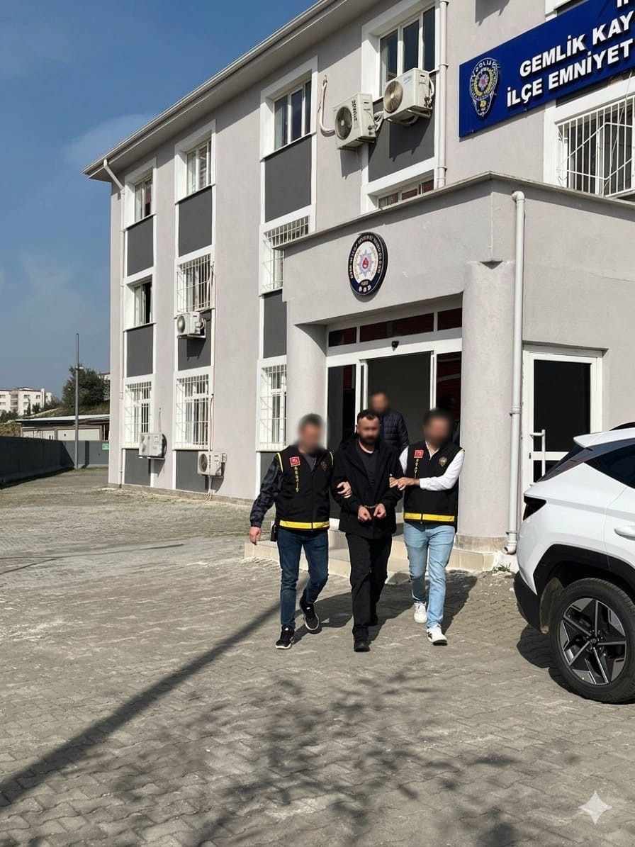 Bursa’da 25 yıl kesinleşmiş hapis cezası bulunan şahıs yakalandı

