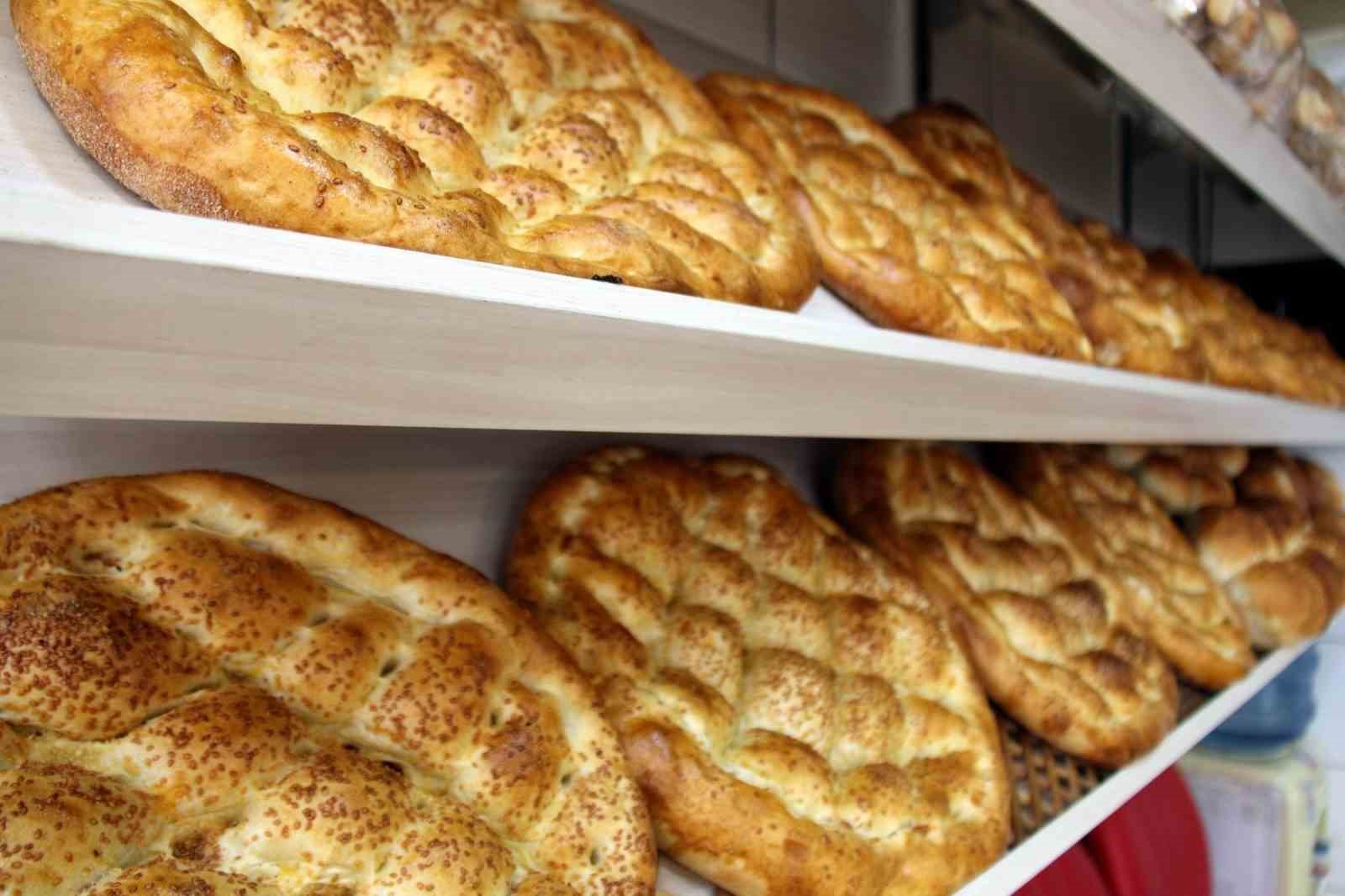 Bursa’da 450 gramlık BESAŞ pidesi 25 lira
