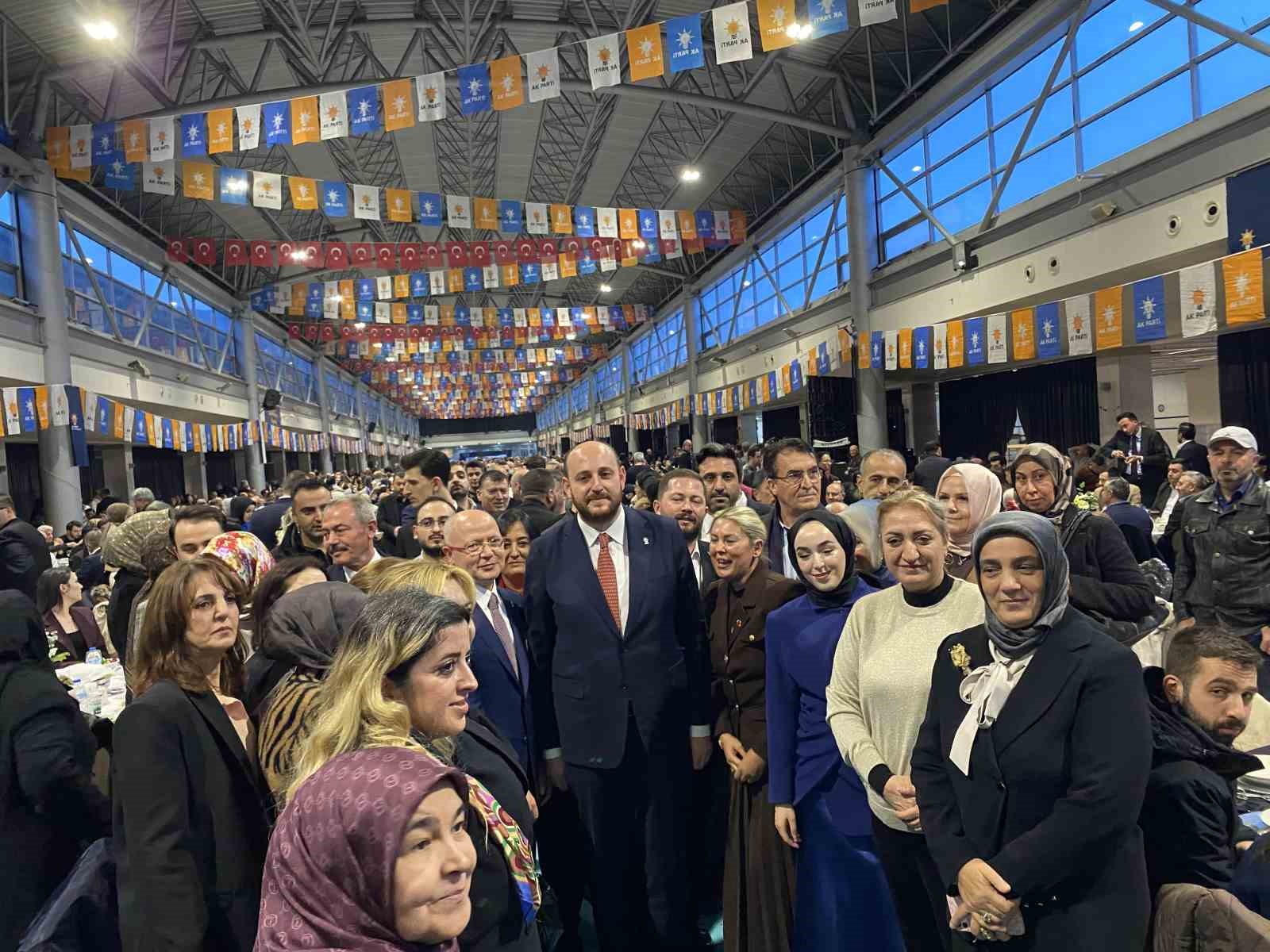 Bursa’da AK Parti Teşkilatı vefa iftarında buluştu
