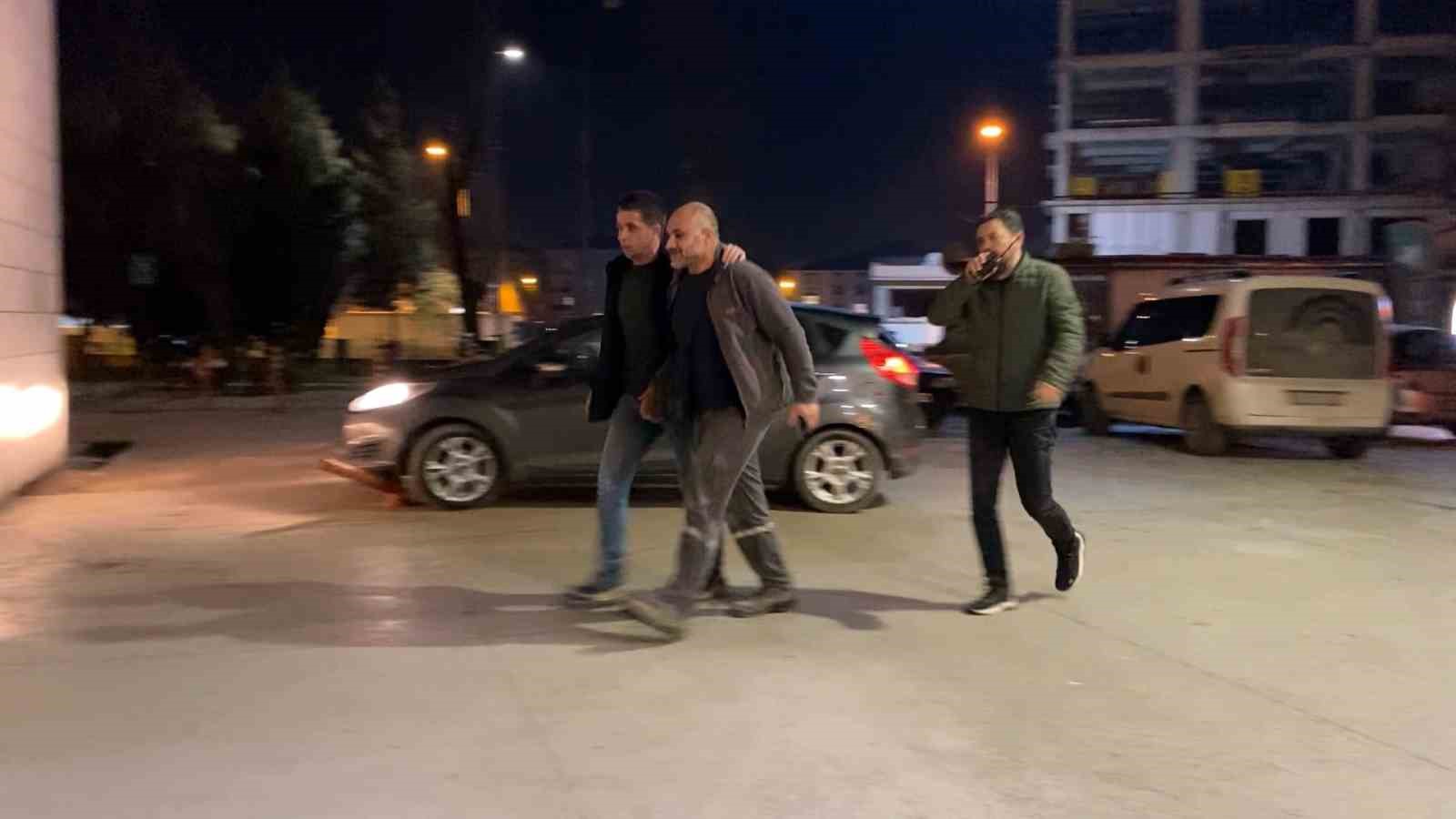 Bursa’da alacak-verecek kavgası kanlı bitti, enişte dehşet saçtı
