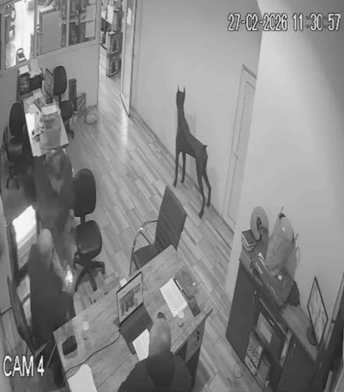 Bursa’da arkadaşına şaka yapmak isterken elini yaktı
