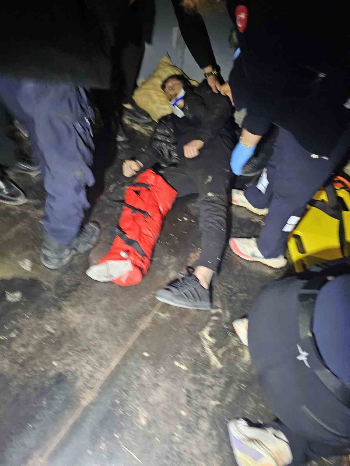 Bursa’da asansör boşluğuna düşen 17 yaşındaki genç ağır yaralandı
