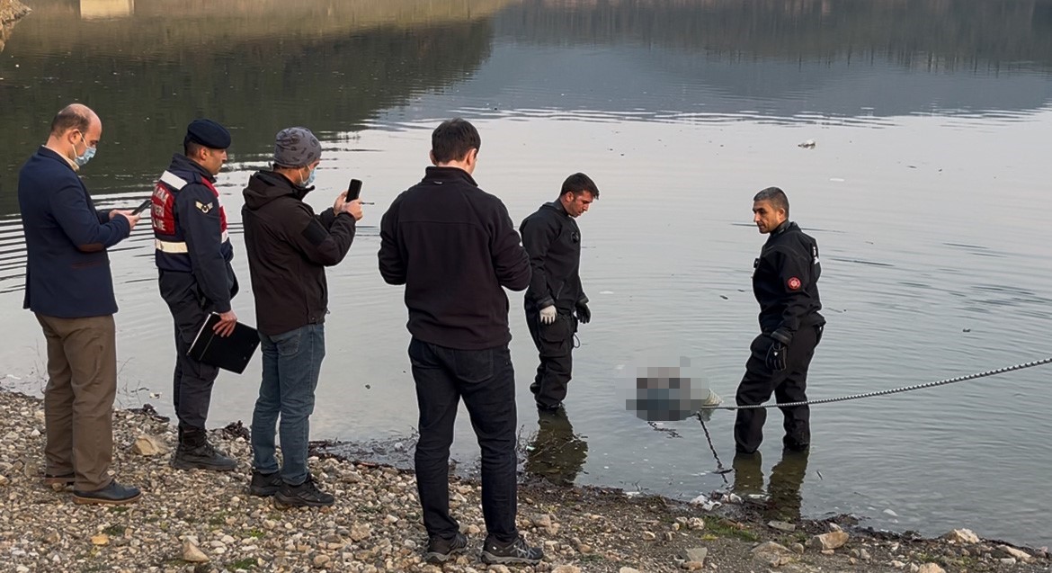 Bursa’da barajda erkek cesedi bulundu
