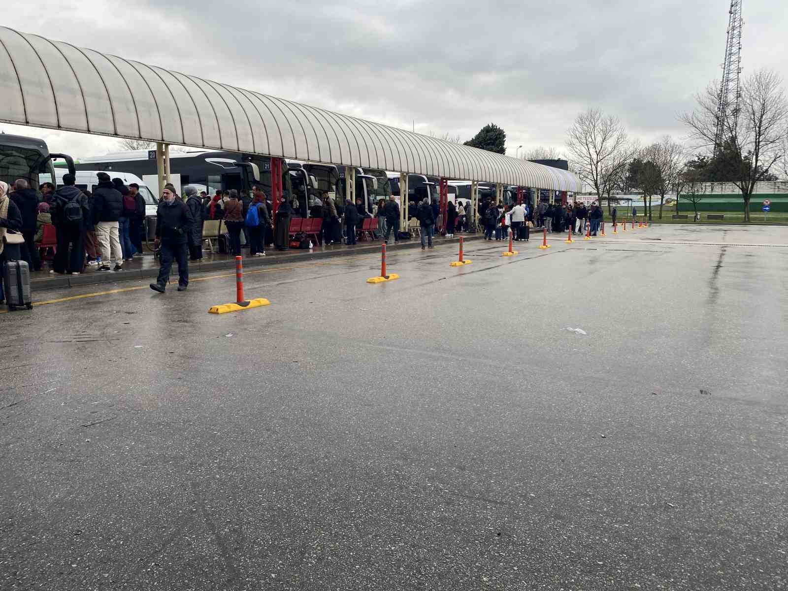 Bursa’da bayram tatili dönüş yoğunluğu başladı
