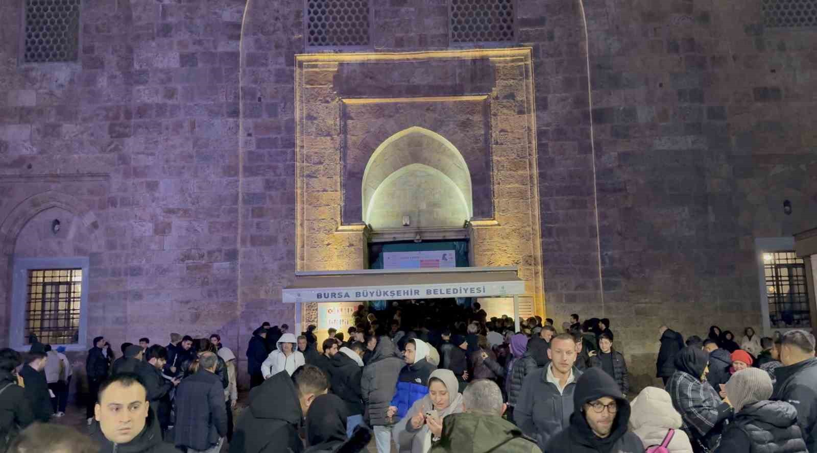 Bursa’da Berat Kandili Ulu Cami’de dualarla idrak edildi
