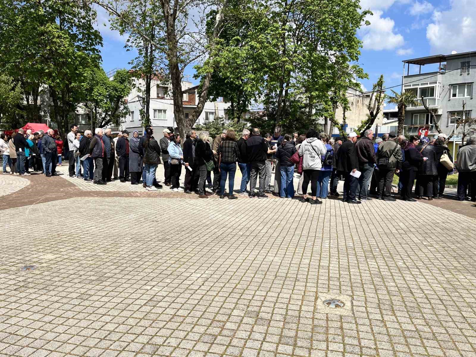 ⁠Bursa’da Bulgaristan Türkleri sandık başında
