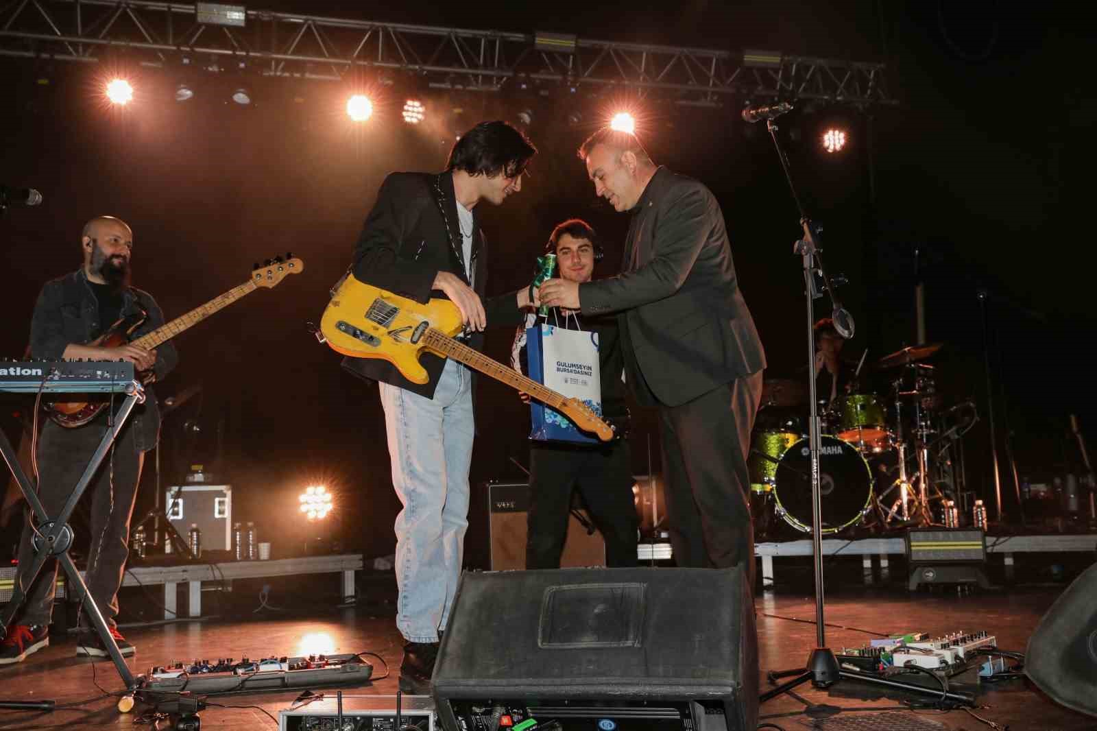 Bursa’da Can Ozan ile müzik dolu gece
