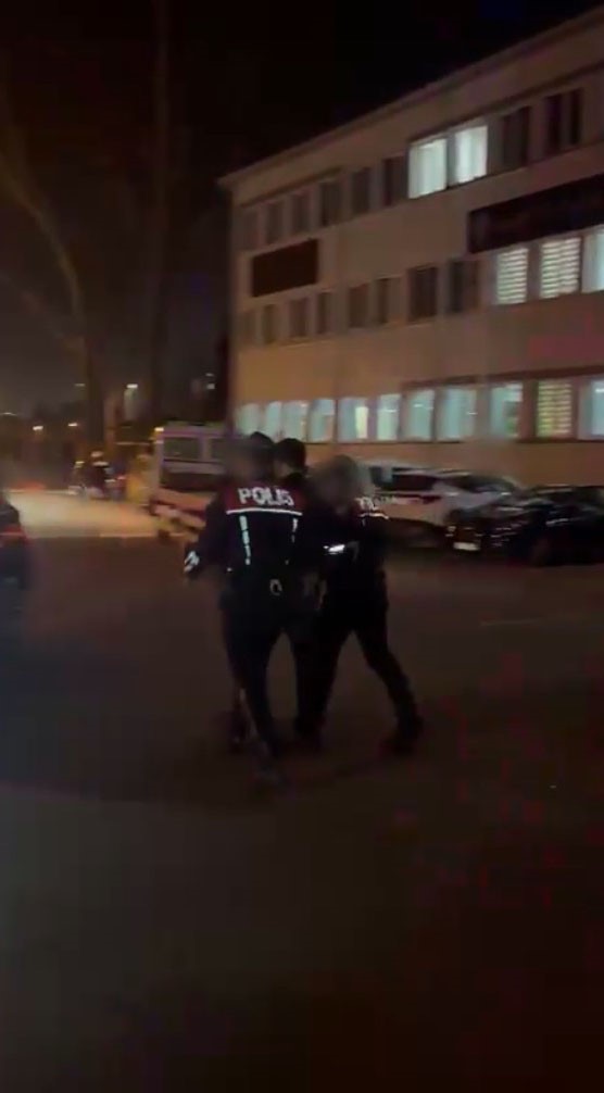 Bursa’da ‘dur’ ihtarına uymadı, evinden uyuşturucu ve silah çıktı
