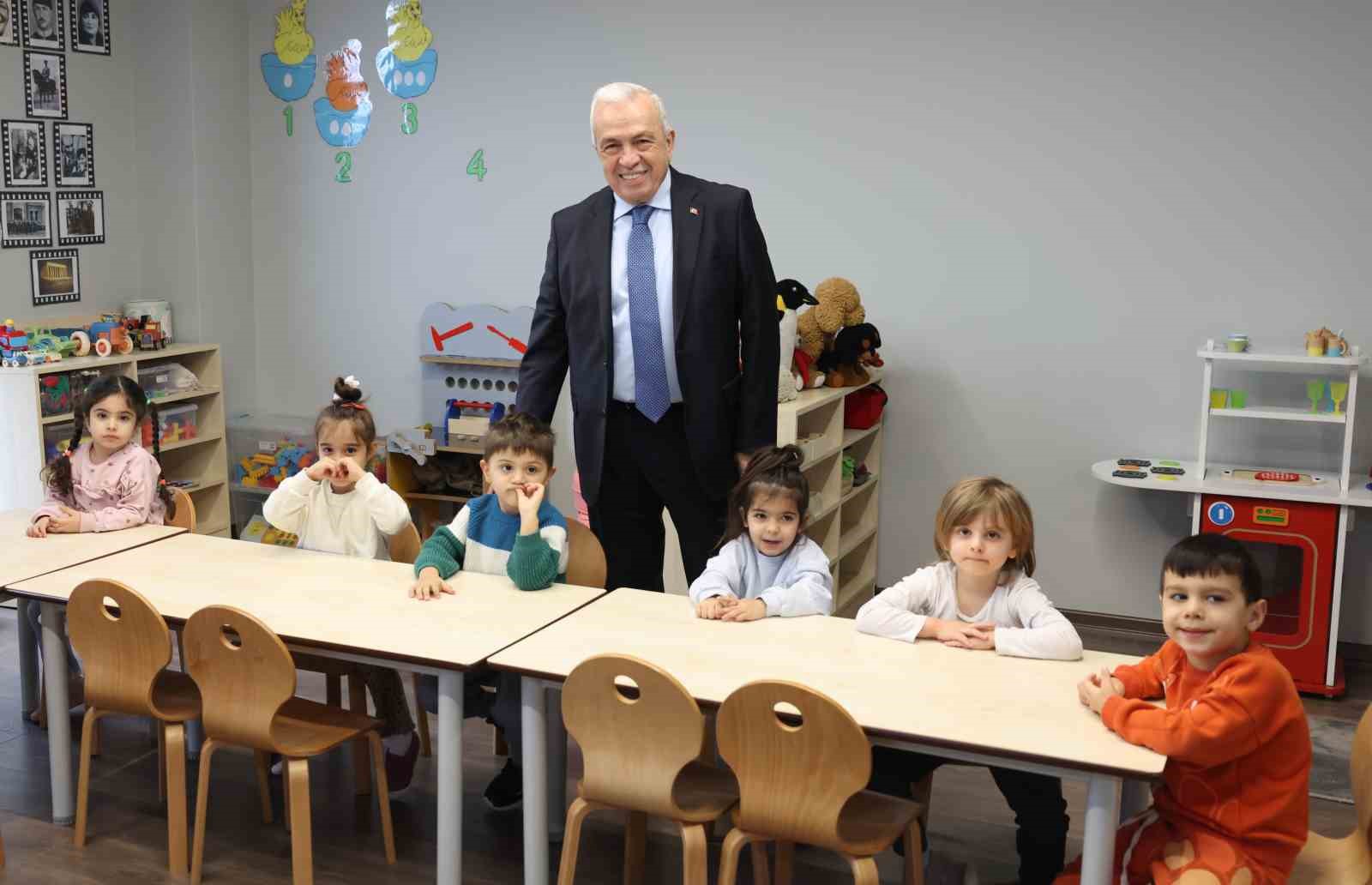 Bursa’da gece çalışan anne babalara müjde...Gece kreşi Nilüfer’de başlıyor
