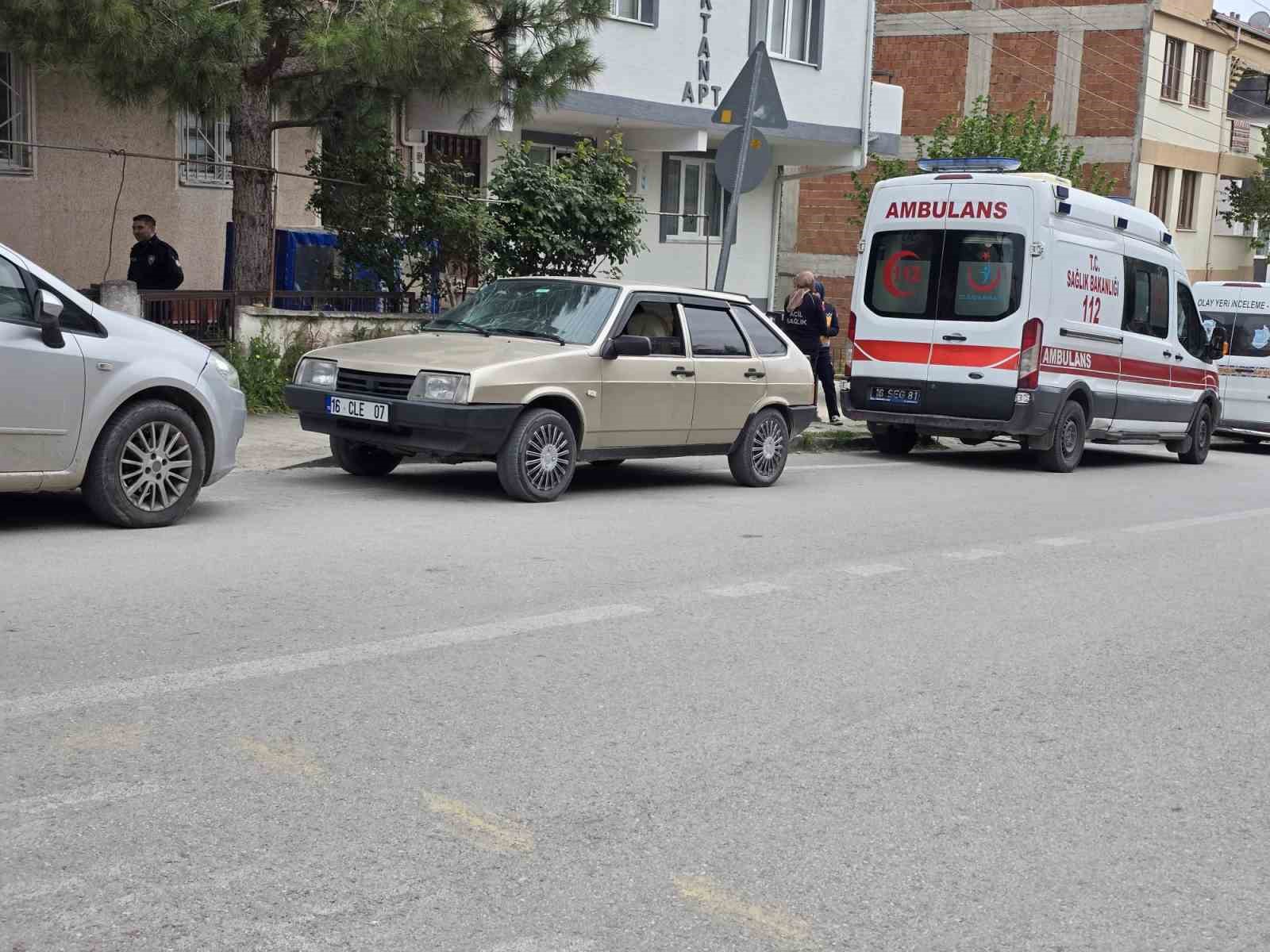 Bursa’da genç otomobilin içinde ölü bulundu
