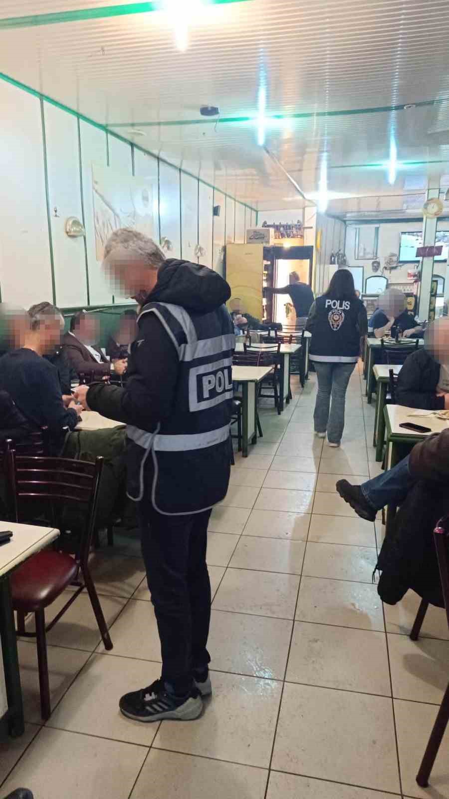 Bursa’da huzur uygulaması: Silah ve mühimmat ele geçirildi
