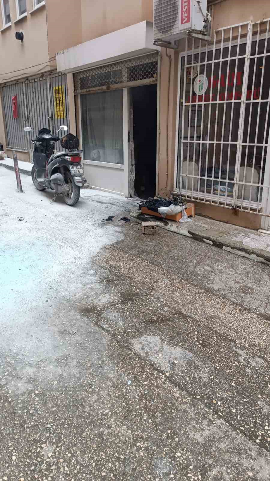 Bursa’da jeneratör yangını korkuttu
