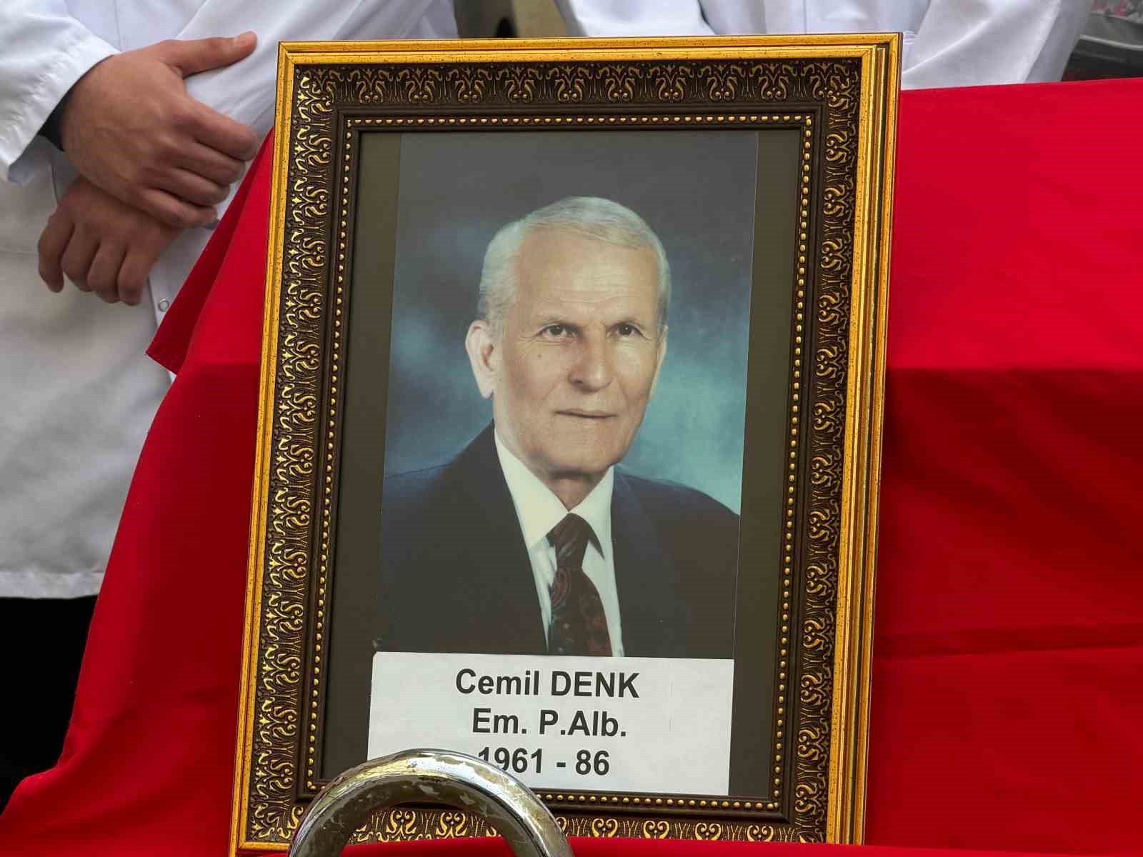 Bursa’da kadavraya vefa töreni: 6 yıl tıp eğitimine katkı sağladı, ailesine teslim edildi
