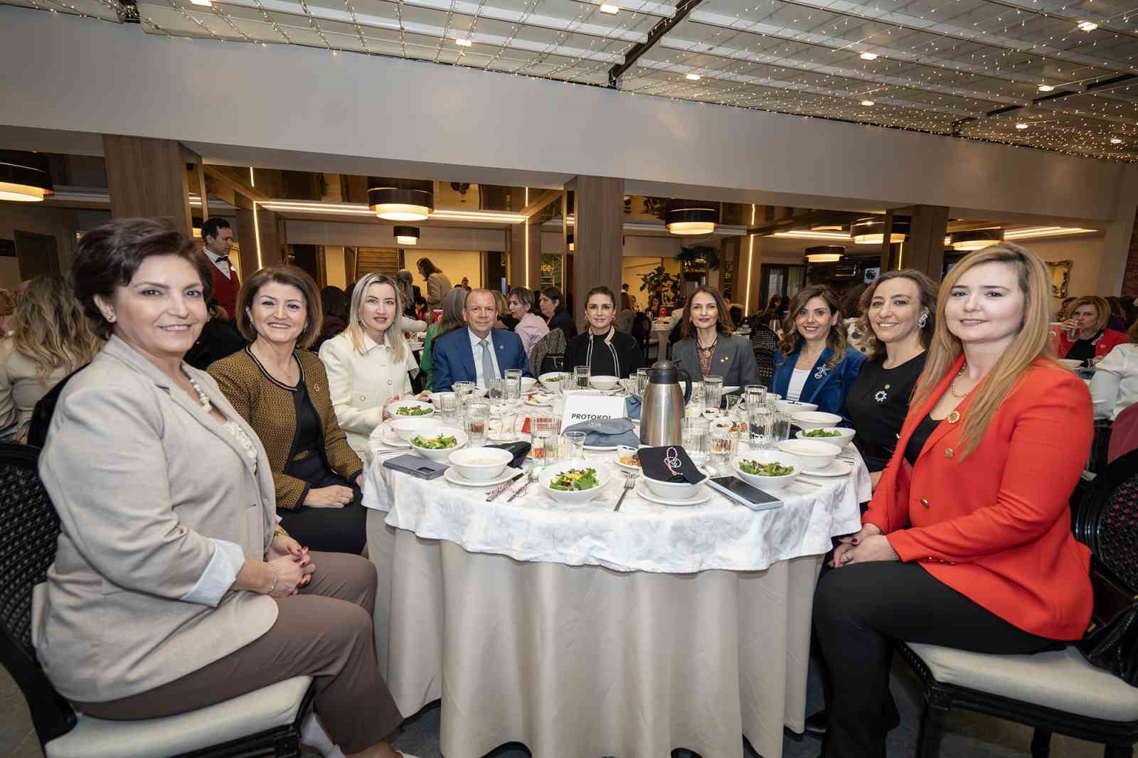 Bursa’da kadın dayanışması aynı sofrada buluştu
