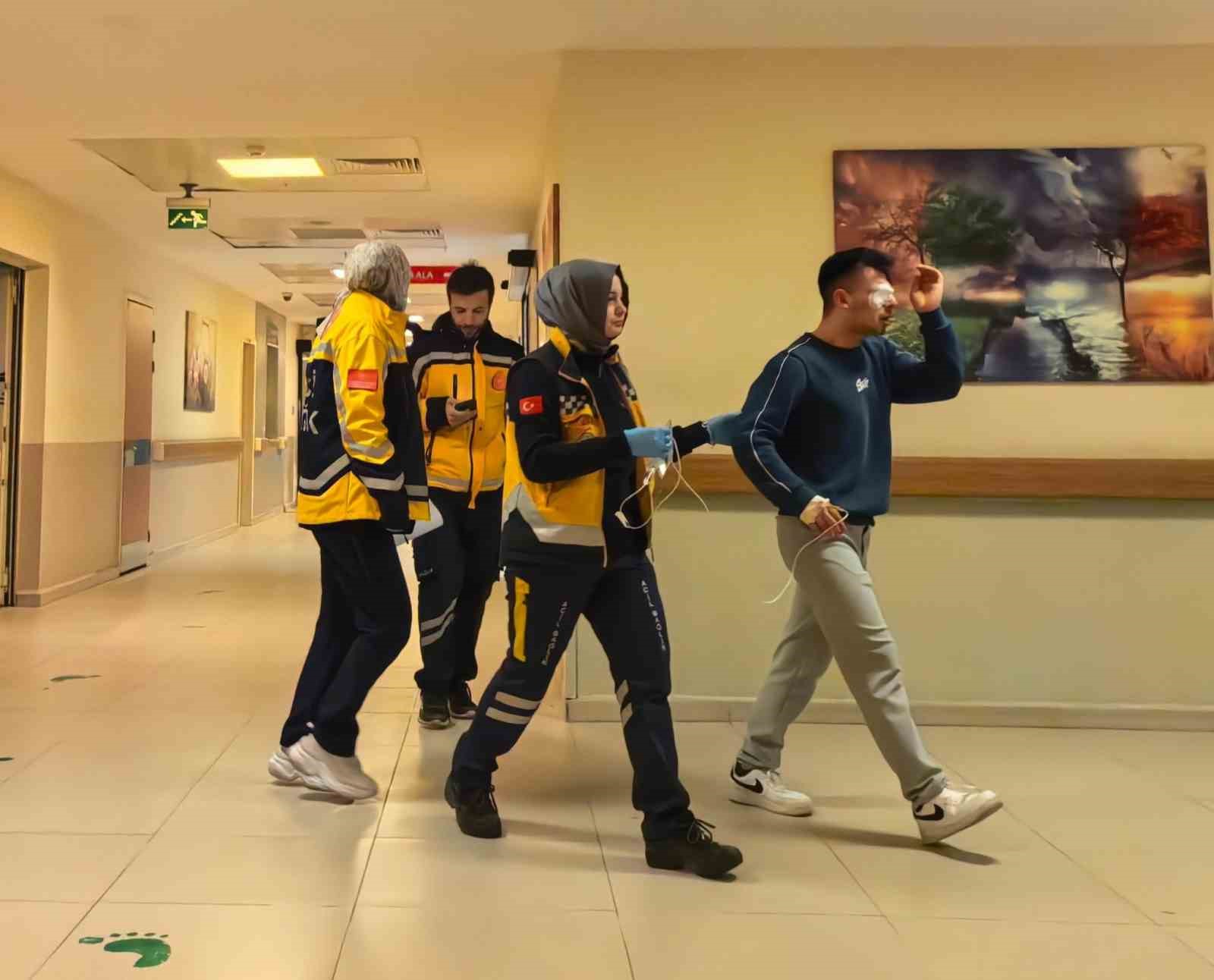 Bursa’da kesim makinesinden fırlayan parça işçinin gözüne saplandı
