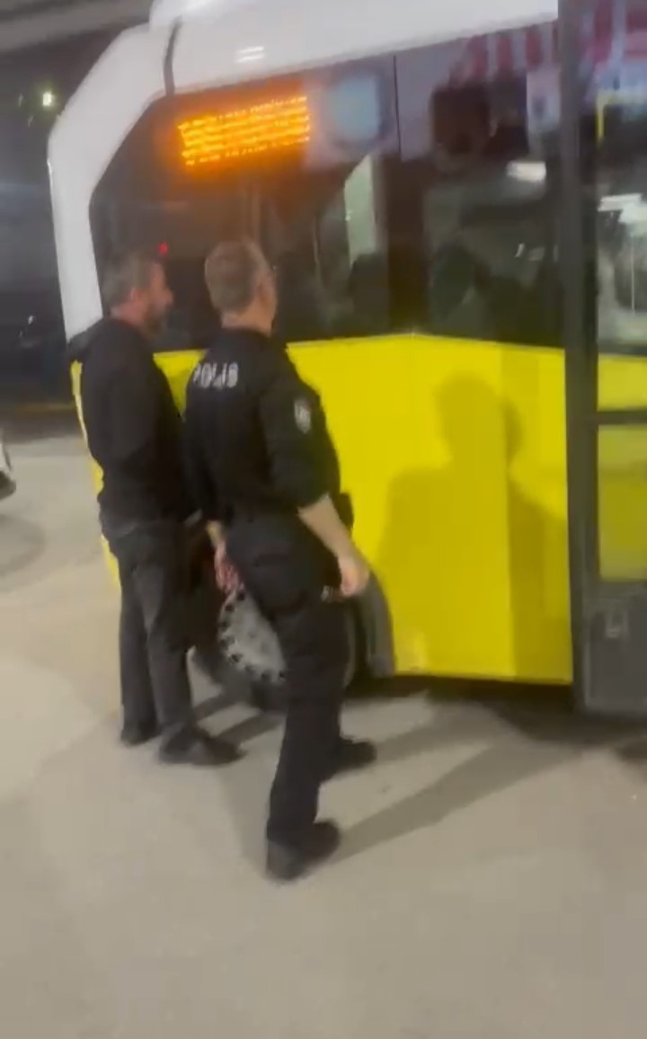 Bursa’da minibüste kalp krizi: Şoför hastaneye ulaştırdı
