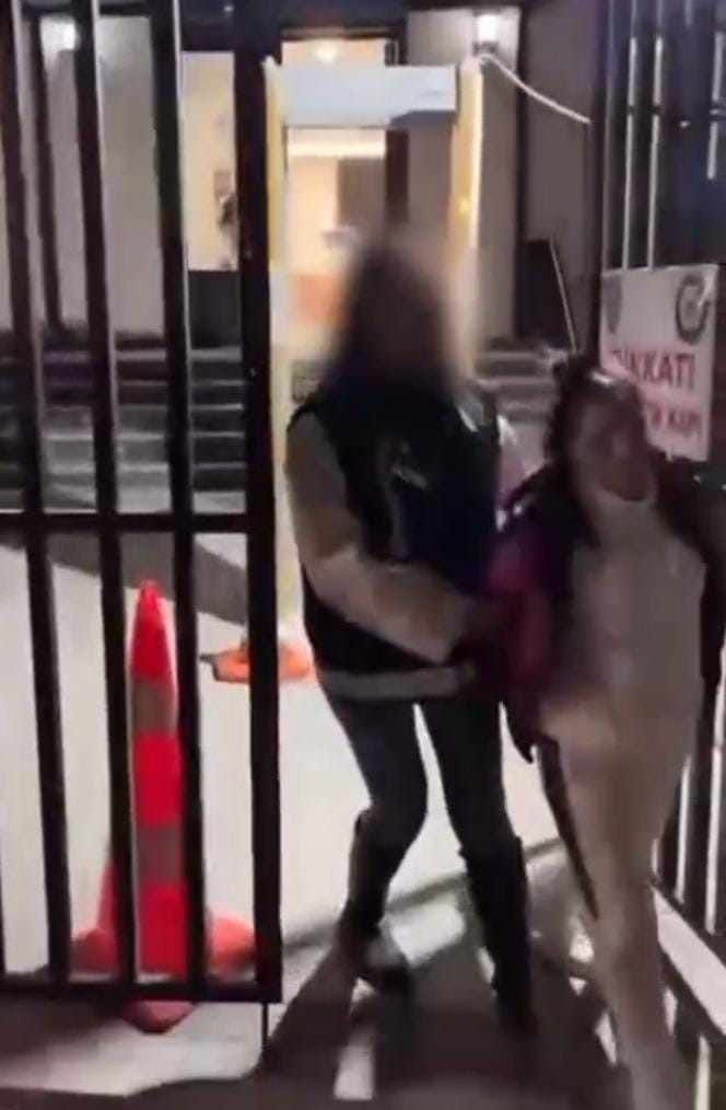 Bursa’da onlarca suç kaydı bulunan 2 hükümlü yakalandı
